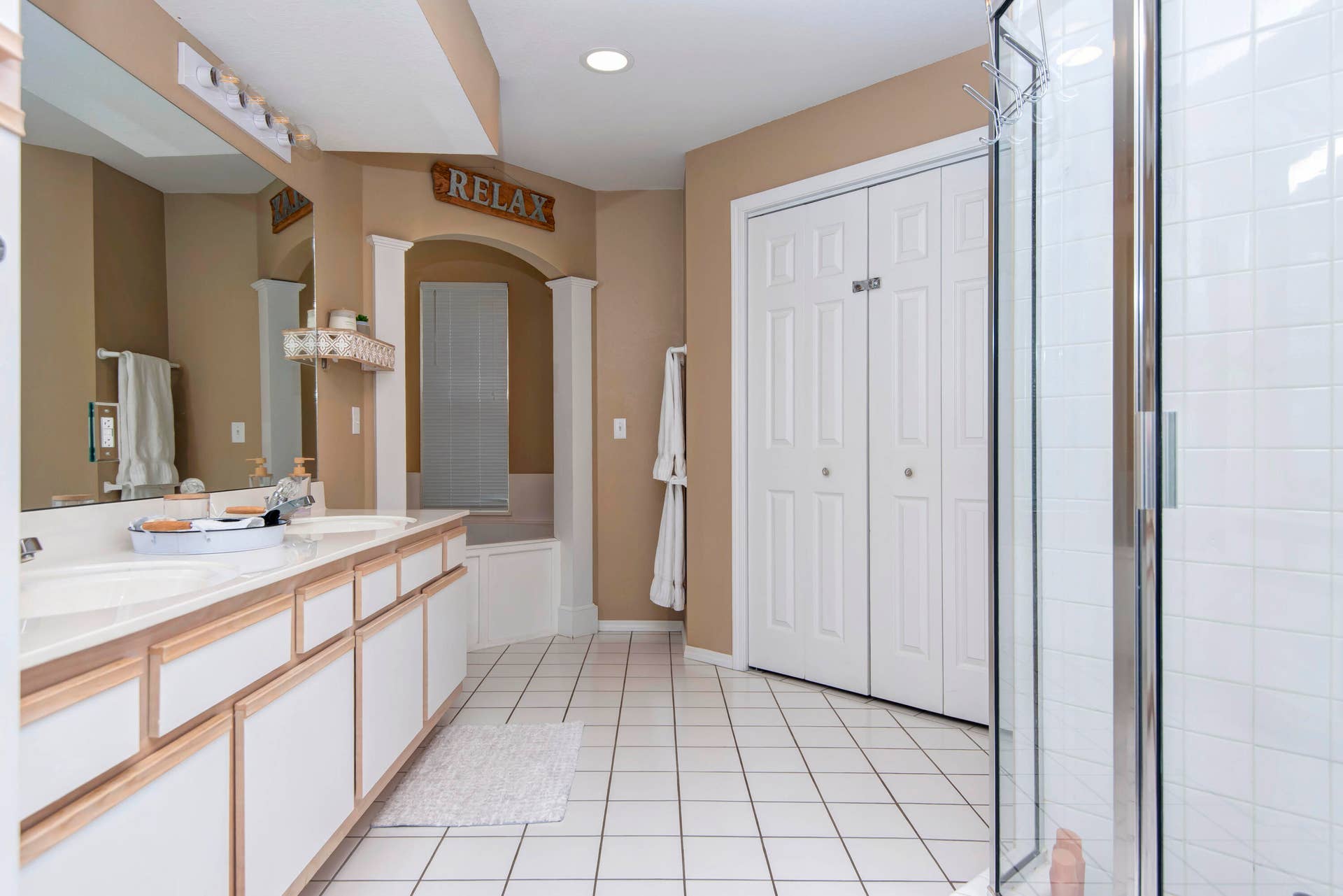 Main Bathroom