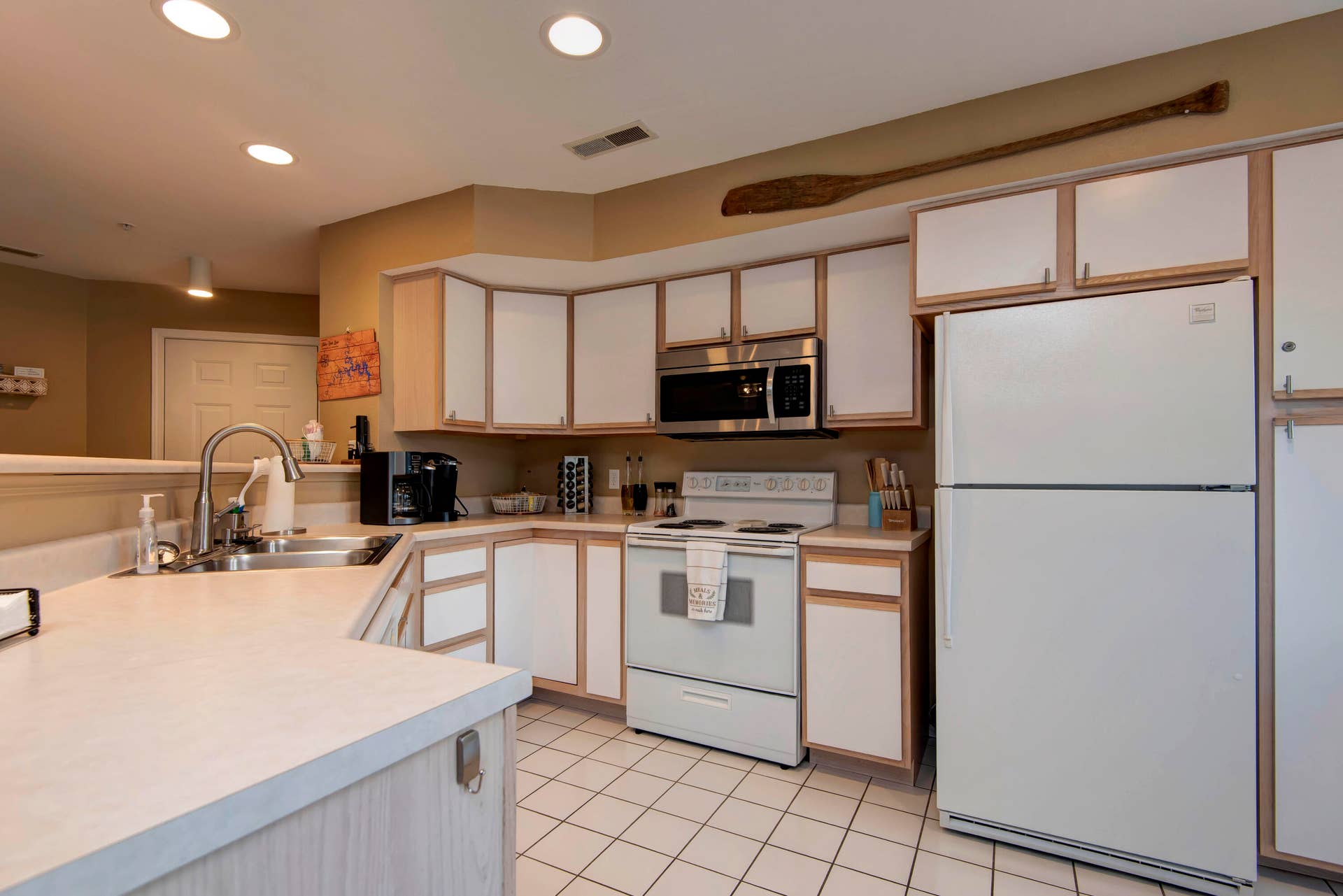 Fully furnished Kitchen