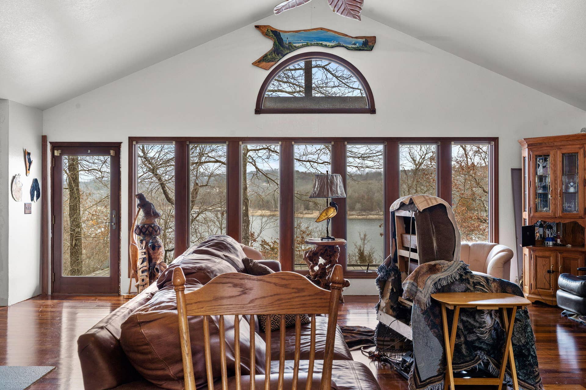Spacious Living Room
