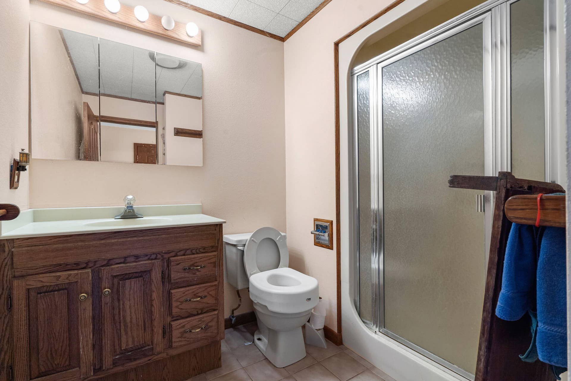 Bathroom 2 Off Living Room