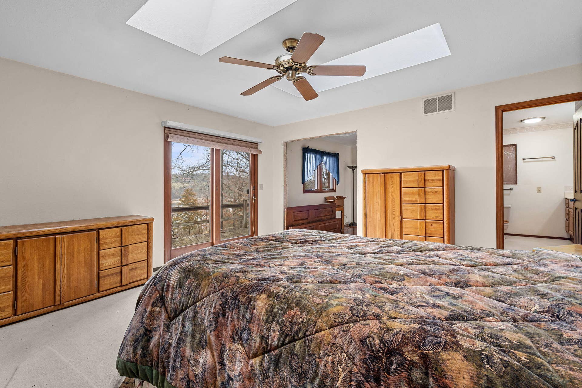 Main Bedroom