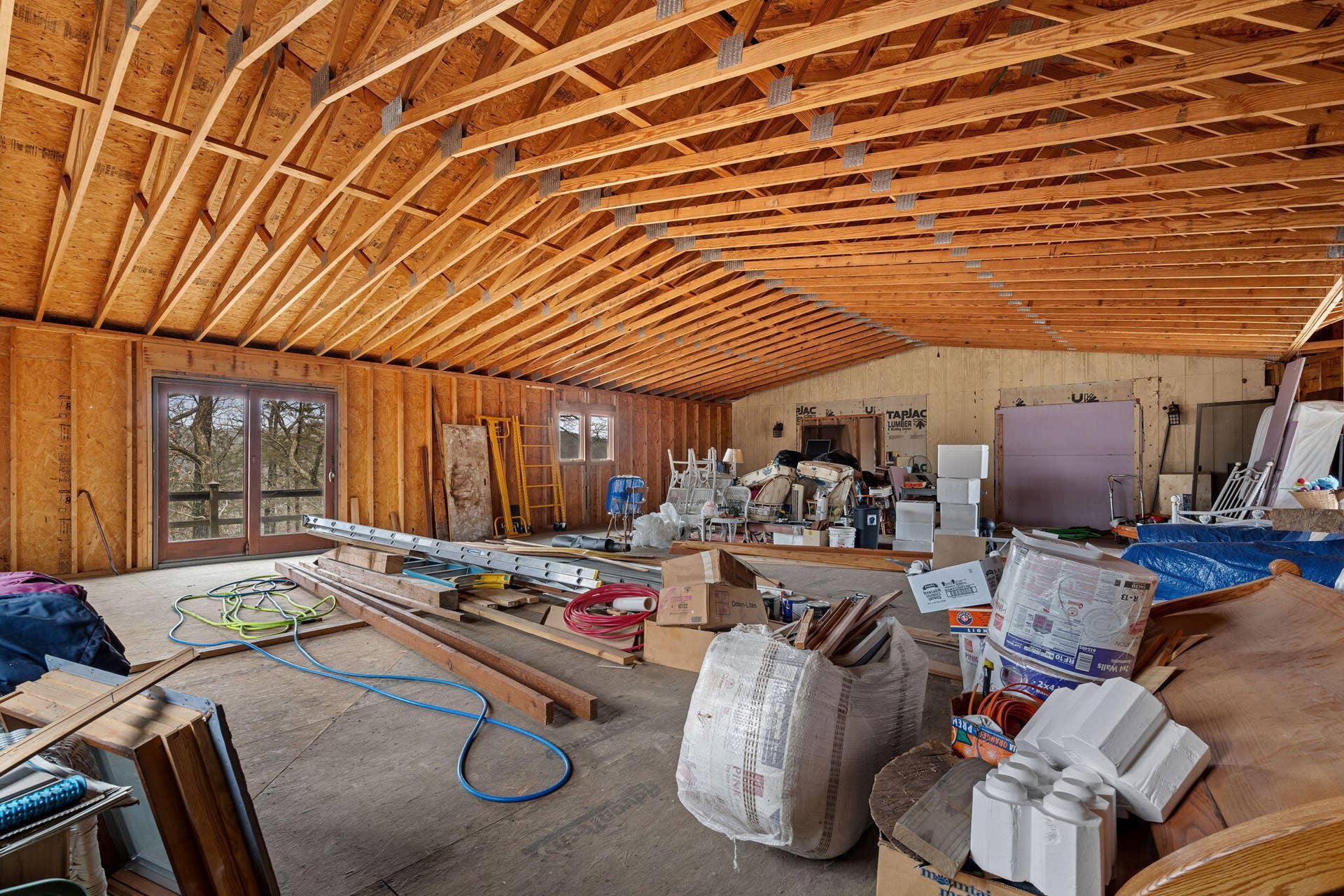 Added Kitchen / Living Room Expansion