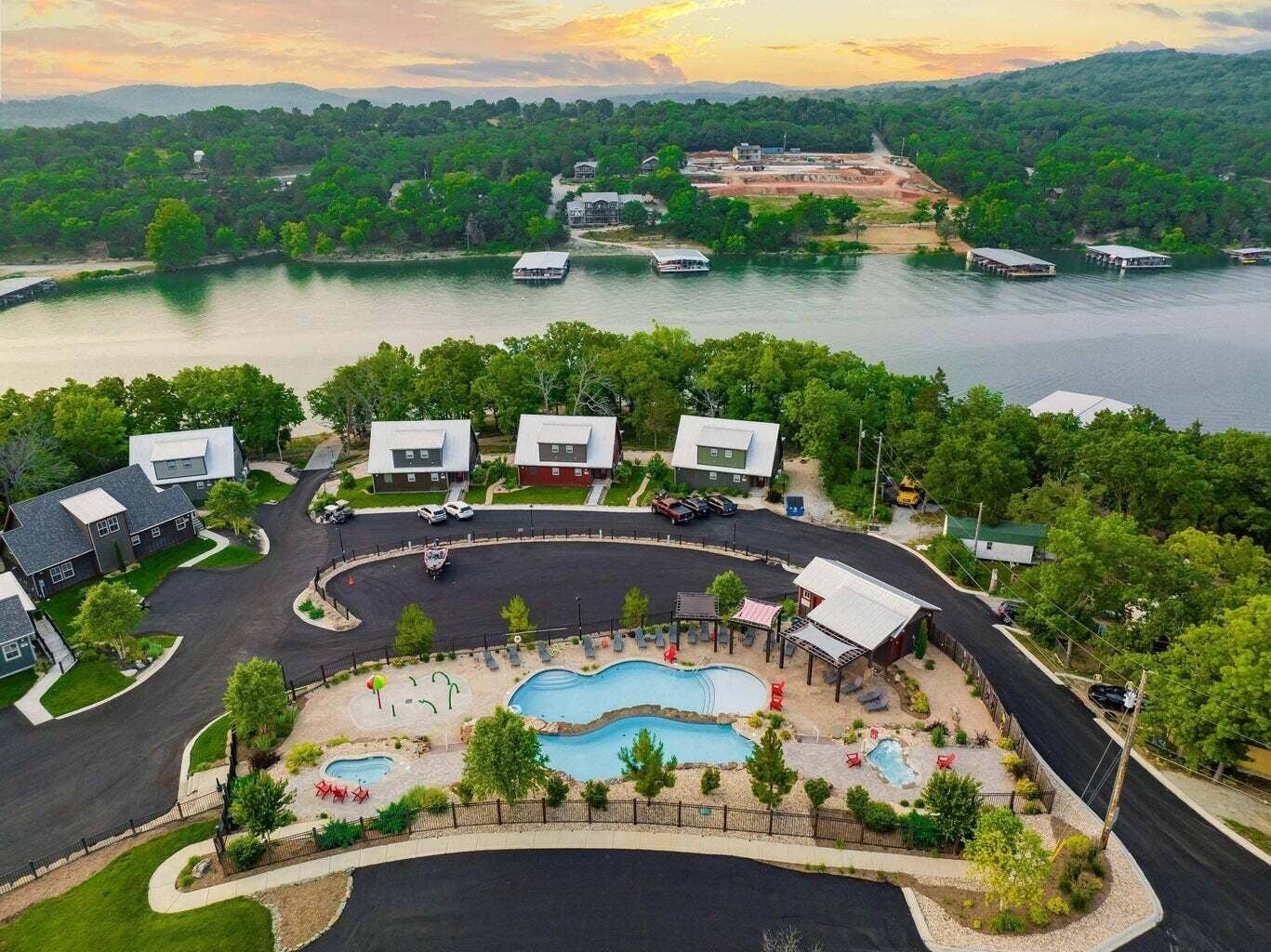 235 Carefree Lane, #16, Kimberling City, MO 65686 133-Carefree-Ln-16-Neighborhood-Perks