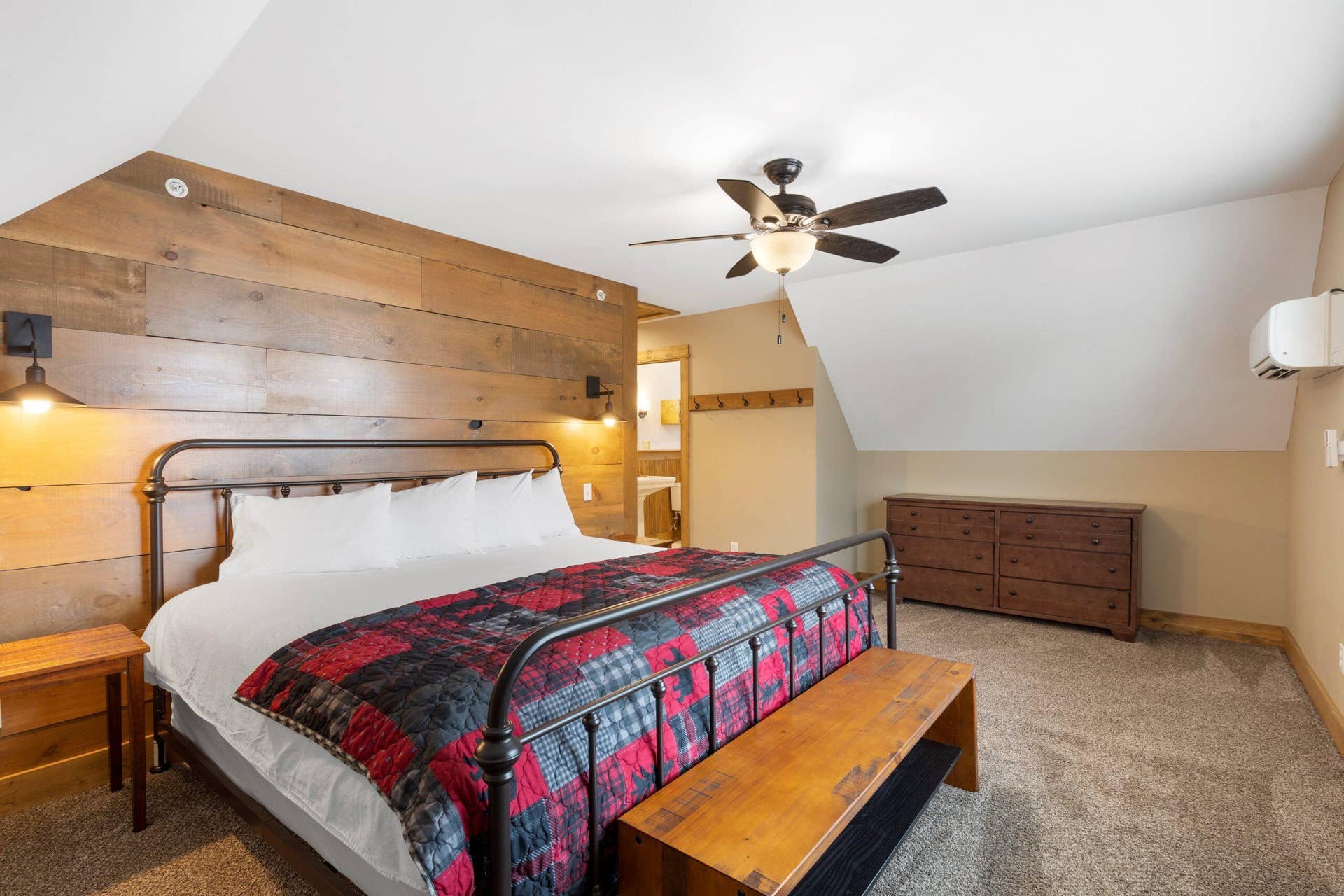 235 Carefree Lane, #16, Kimberling City, MO 65686 133-Carefree-Ln-16-Bedroom-3