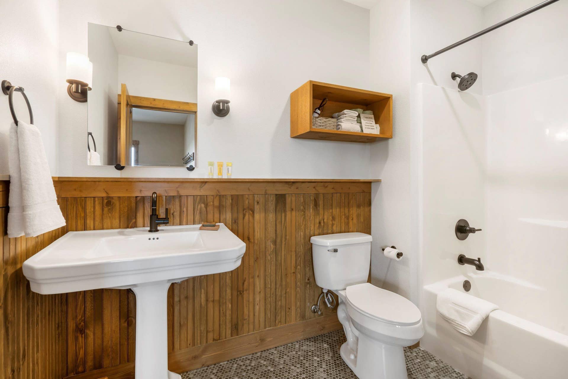 235 Carefree Lane, #16, Kimberling City, MO 65686 133-Carefree-Ln-16-Clean-and-Fresh