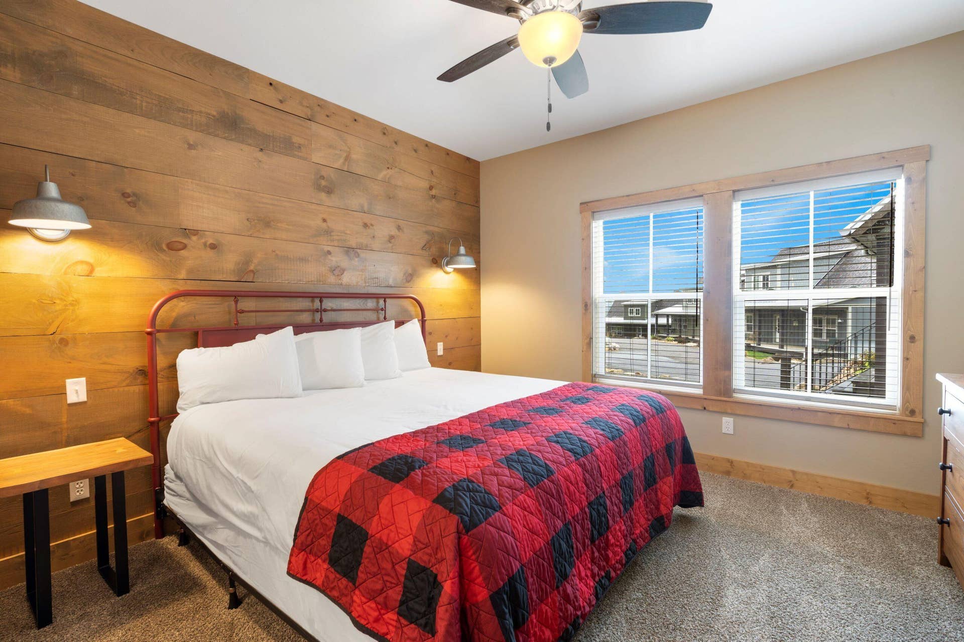 237 Carefree Lane, #17, Kimberling City, MO 65686 133-Carefree-Ln-17-Master-Bedroom