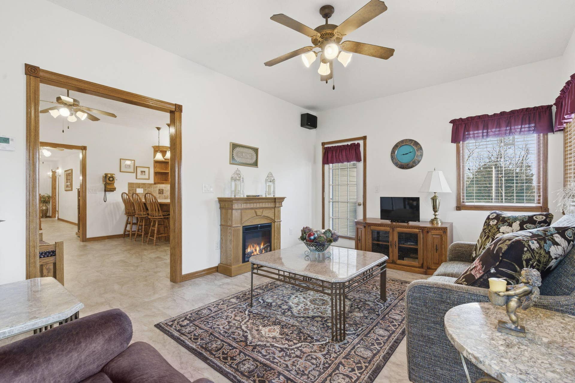 Sitting room to kitchen space