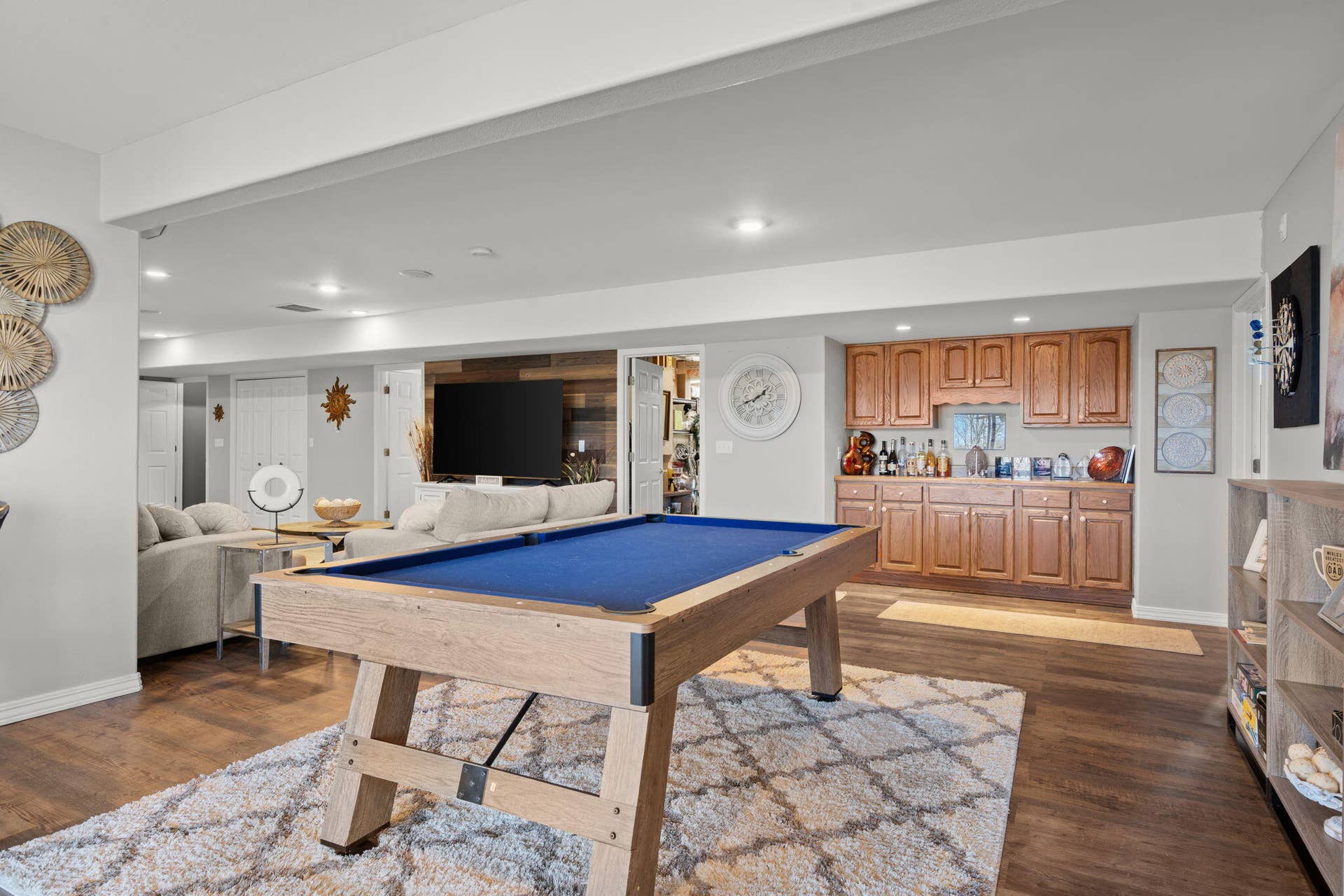 1209 Ledgestone Circle (46)