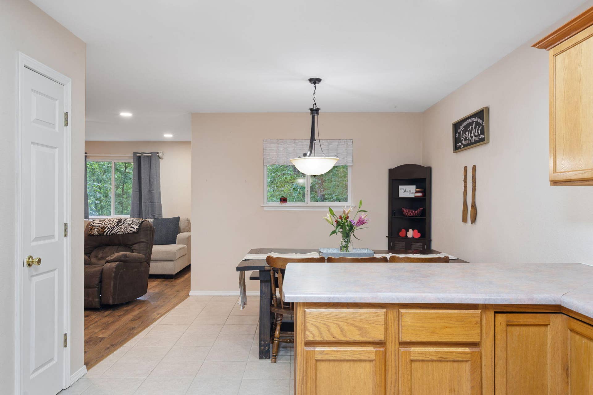 175 Canyon Forest Circle, Kimberling City, MO 65686 175-Canyon-Forest-Dining-Kitchen-Open Co