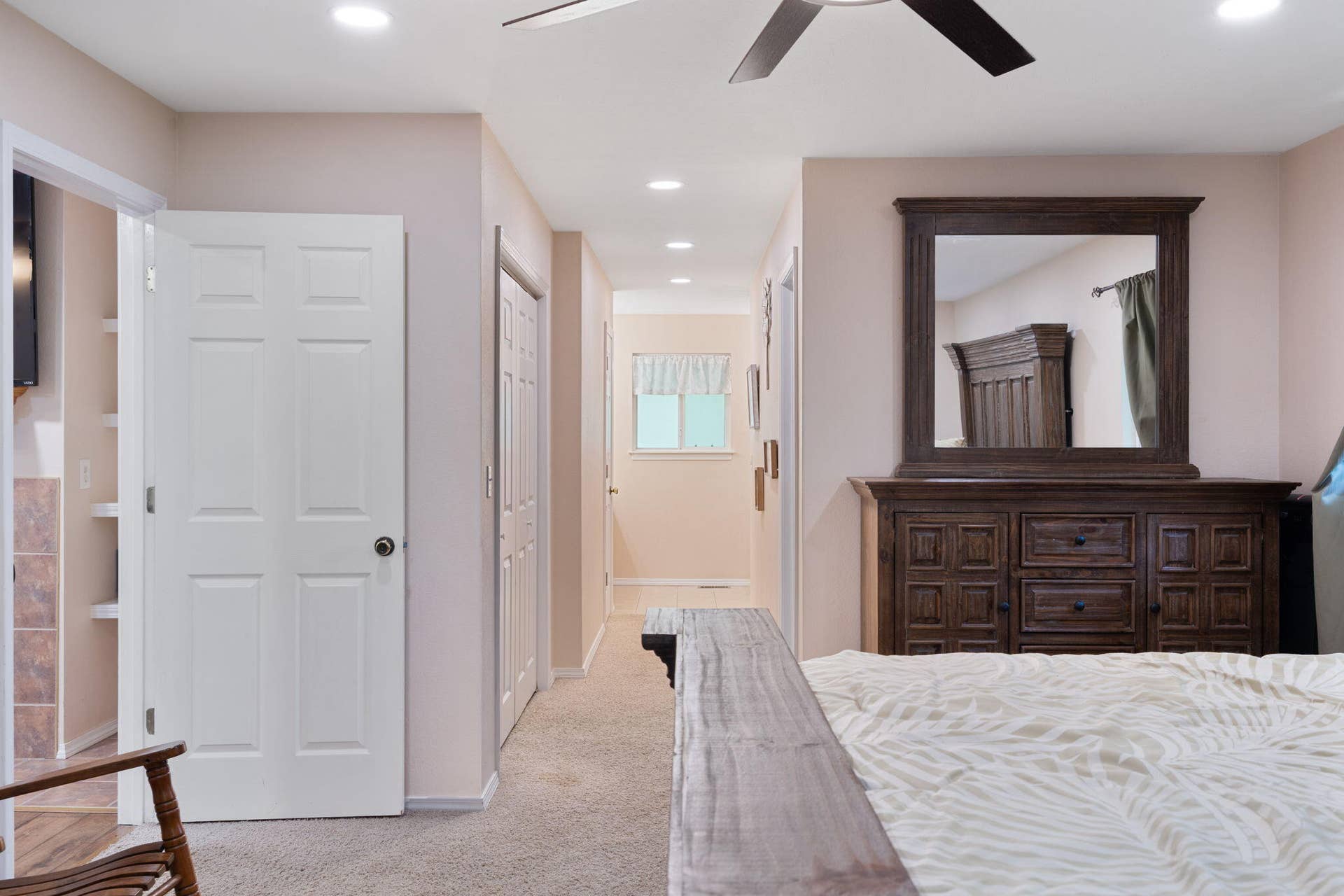 175 Canyon Forest Circle, Kimberling City, MO 65686 175-Canyon-Forest-Bedroom-Owners Ensuite
