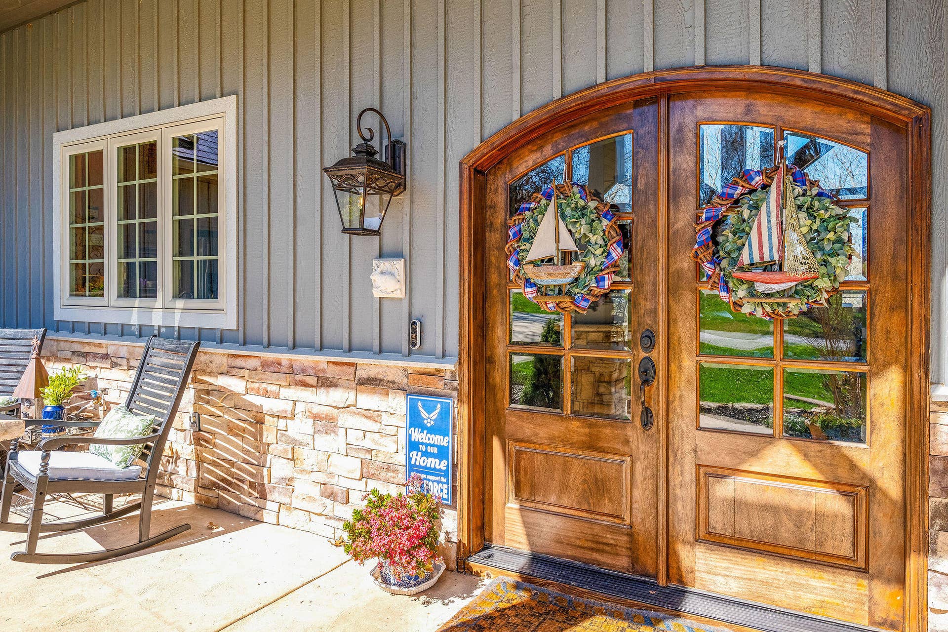429 Hidden Shores Drive, Branson West, MO 65737 Gorgeous Front Porch