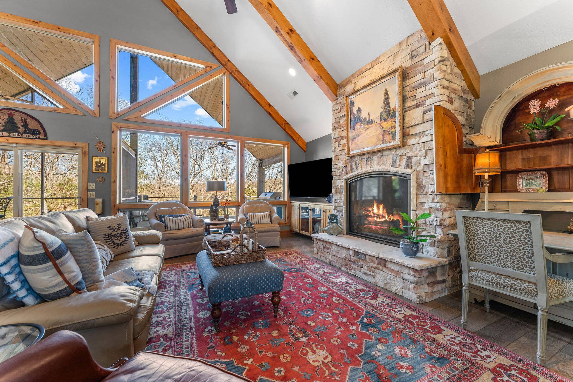 429 Hidden Shores Drive, Branson West, MO 65737 Living Room