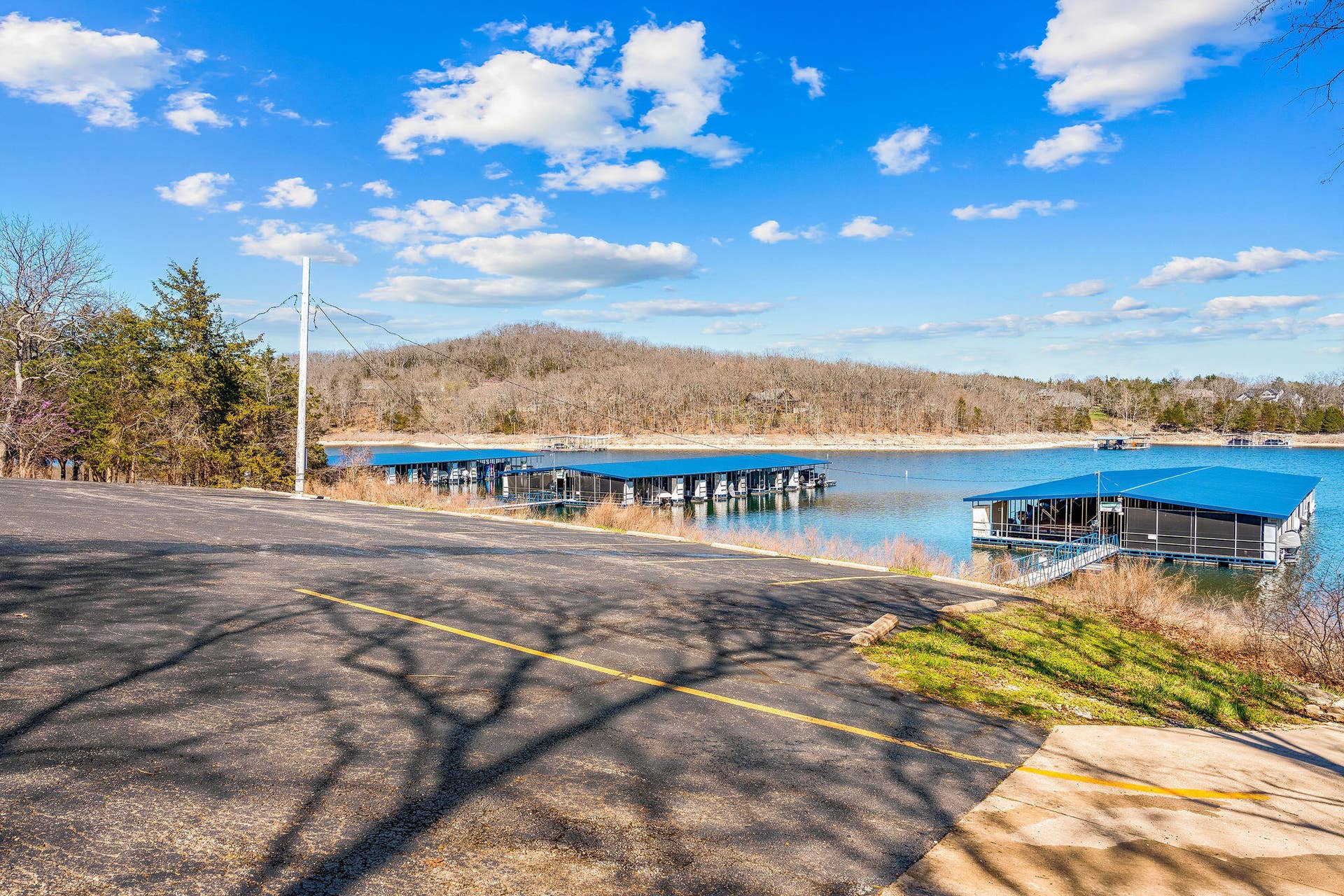 429 Hidden Shores Drive, Branson West, MO 65737 Boat Dock Parking