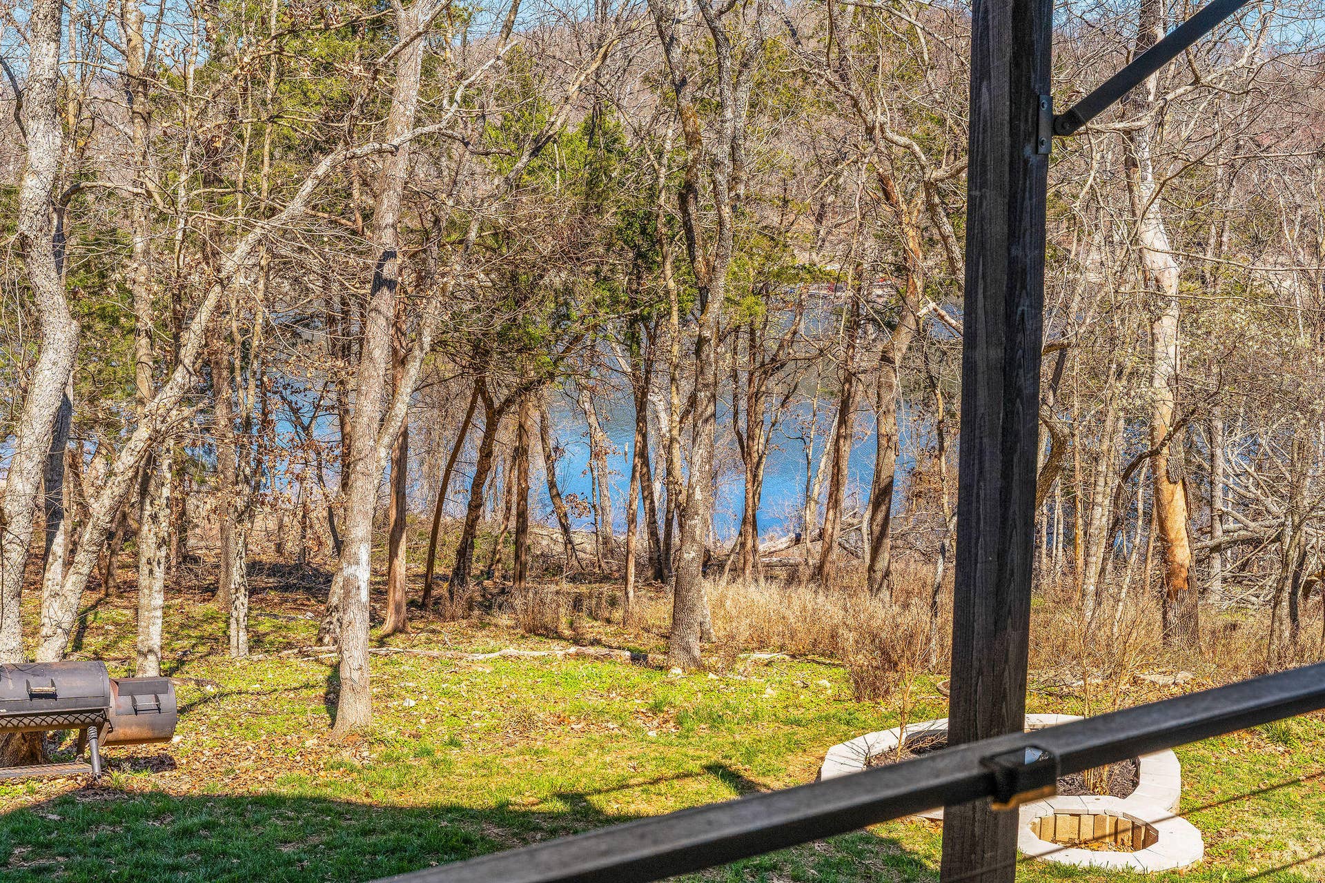 429 Hidden Shores Drive, Branson West, MO 65737 Lakefront