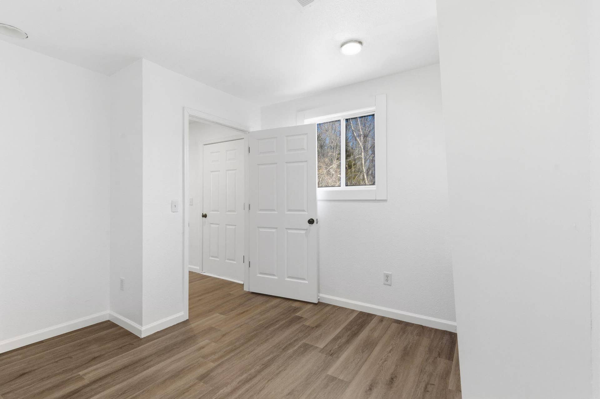 135 February Court, Kimberling City, MO 65686 28-web-or-mls-DSC01686