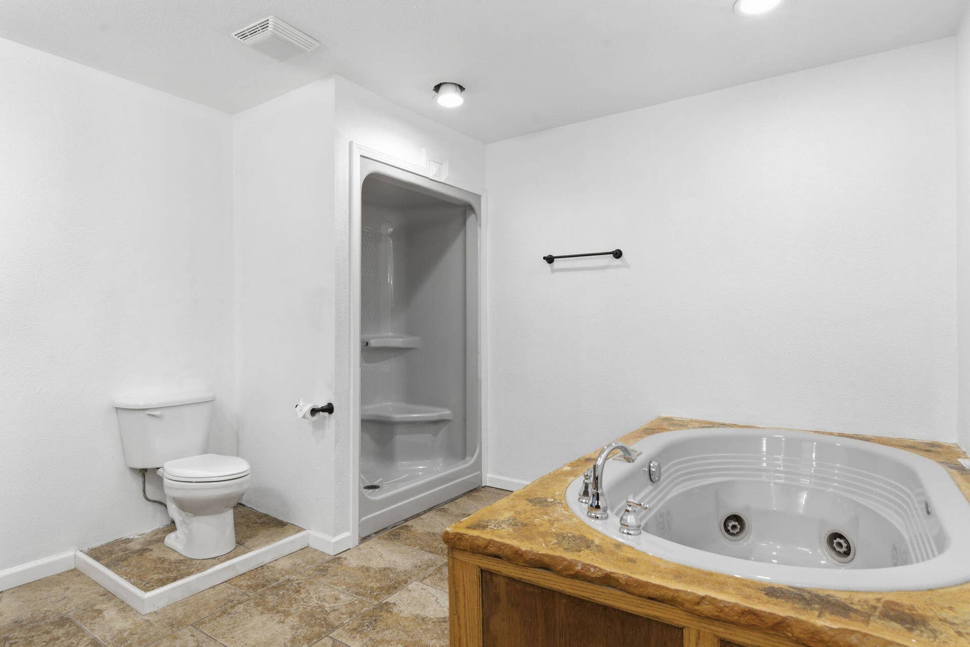 135 February Court, Kimberling City, MO 65686 22-web-or-mls-DSC01664