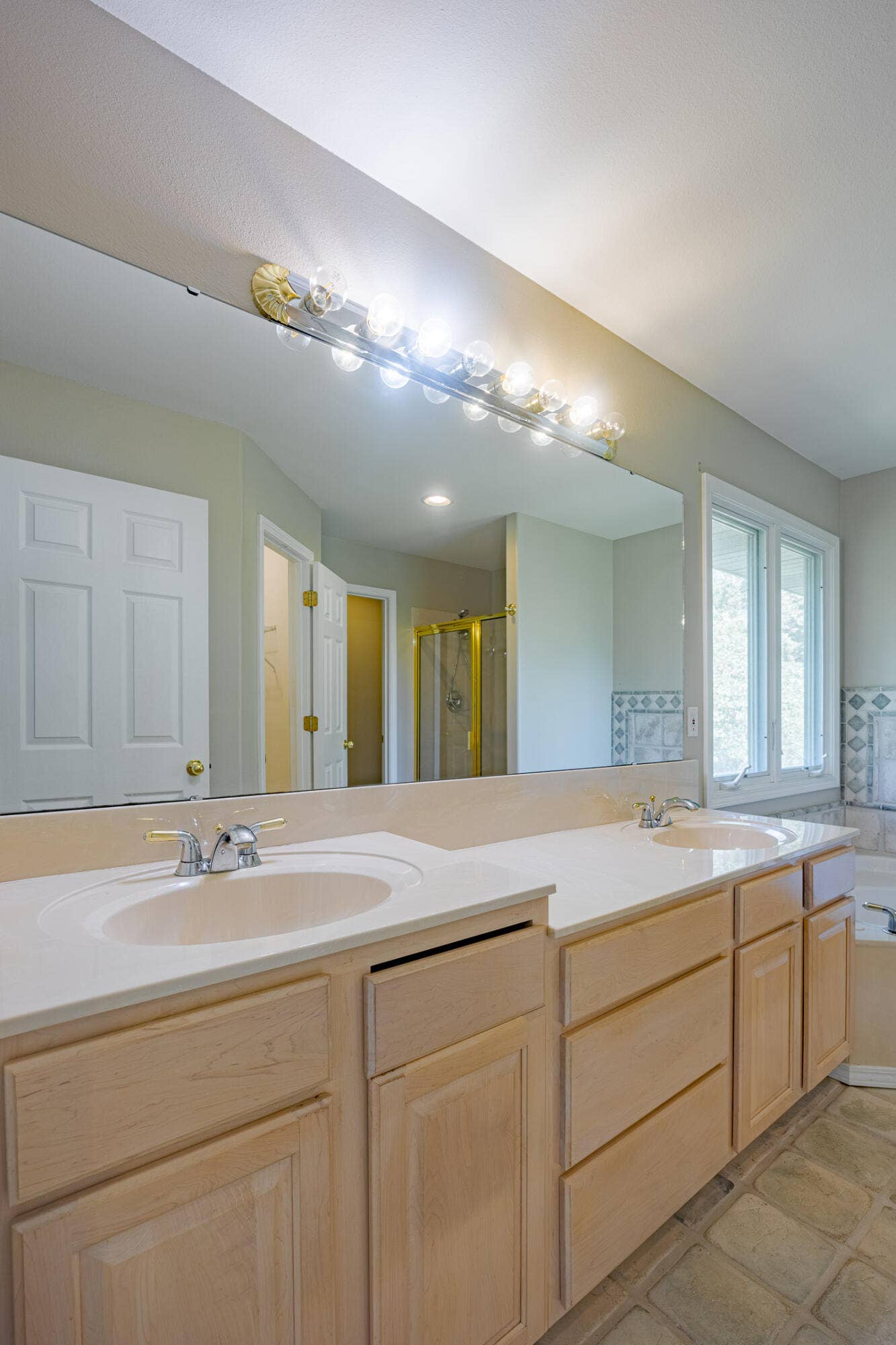 219 S Southport Lane, #31, Kimberling City, MO 65686 219 Southport-13
