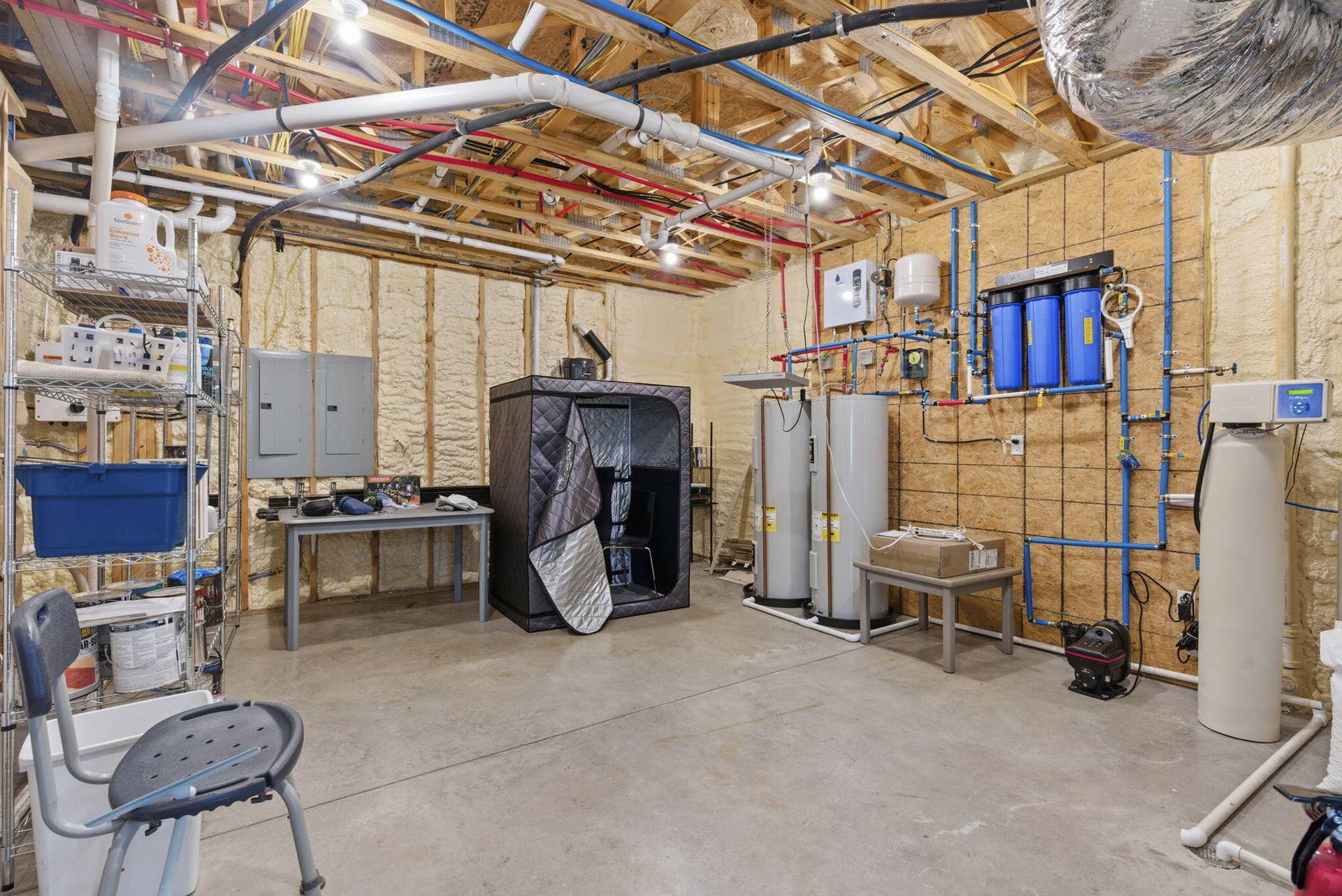2 N Wilderness Trail, Kimberling City, MO 65686 LARGE UTILITY ROOM