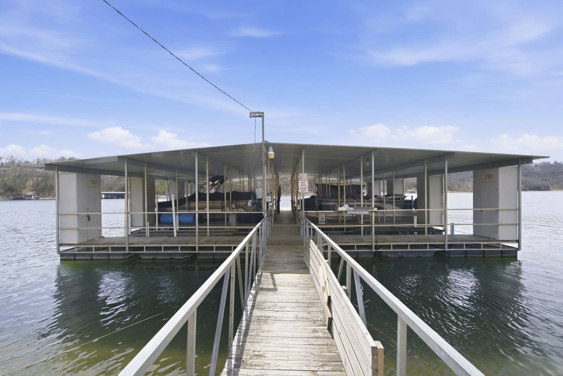 2 N Wilderness Trail, Kimberling City, MO 65686 76-web-or-mls-20Slip_HWJ04084