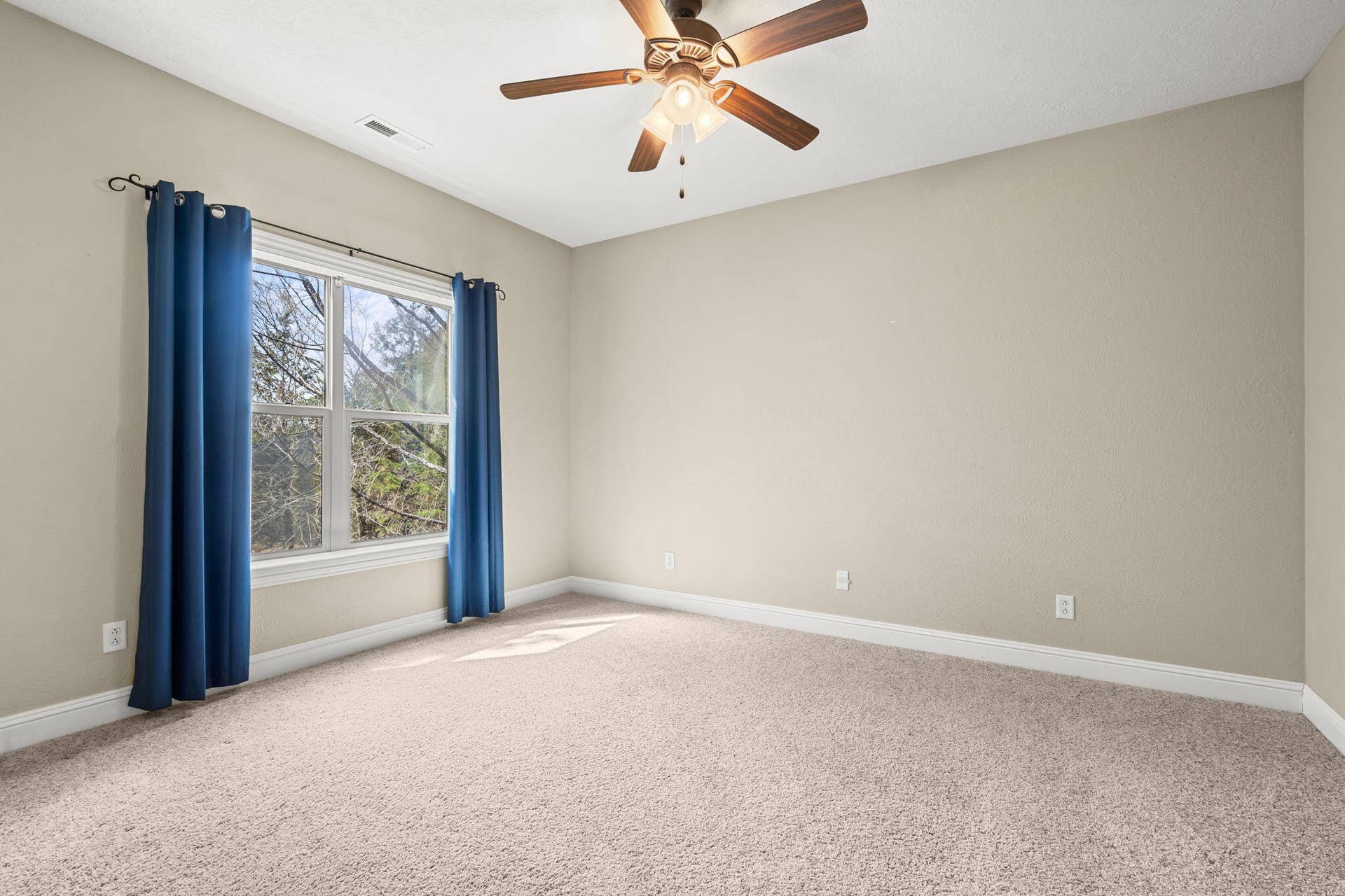 Downstairs Bedroom 3