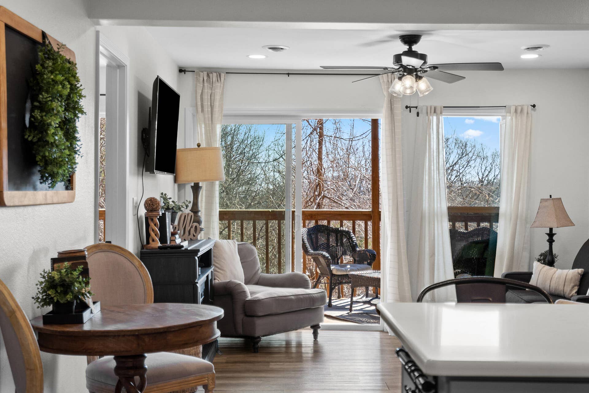 26 Sinatra Court, #1, Branson West, MO 65737 Cozy and Comfy