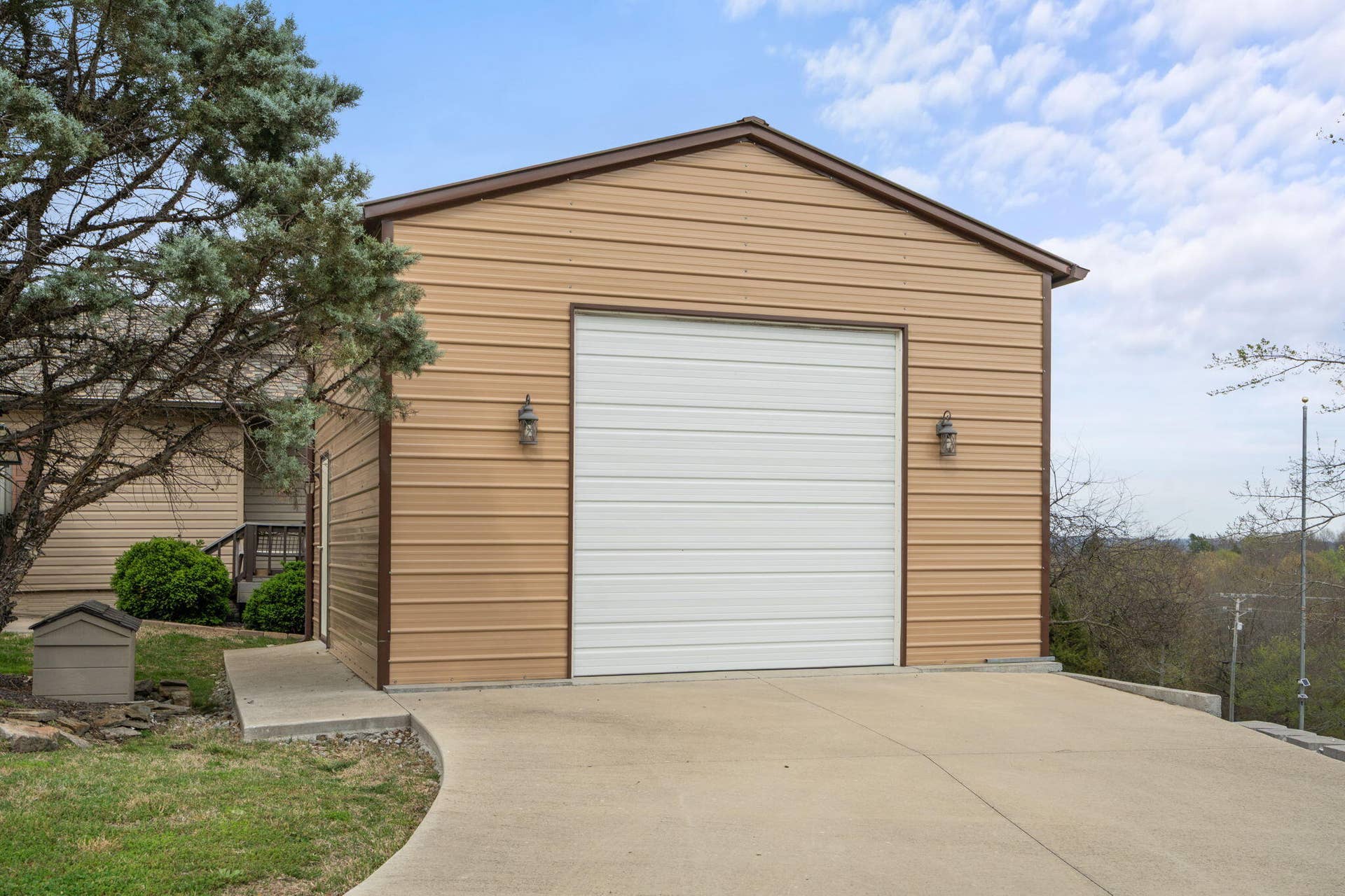 58-Homestead-Ln-Detached-Garage