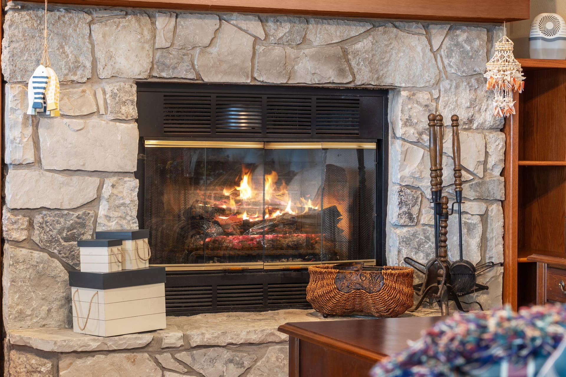58-Homestead-Ln-Family-Hearth