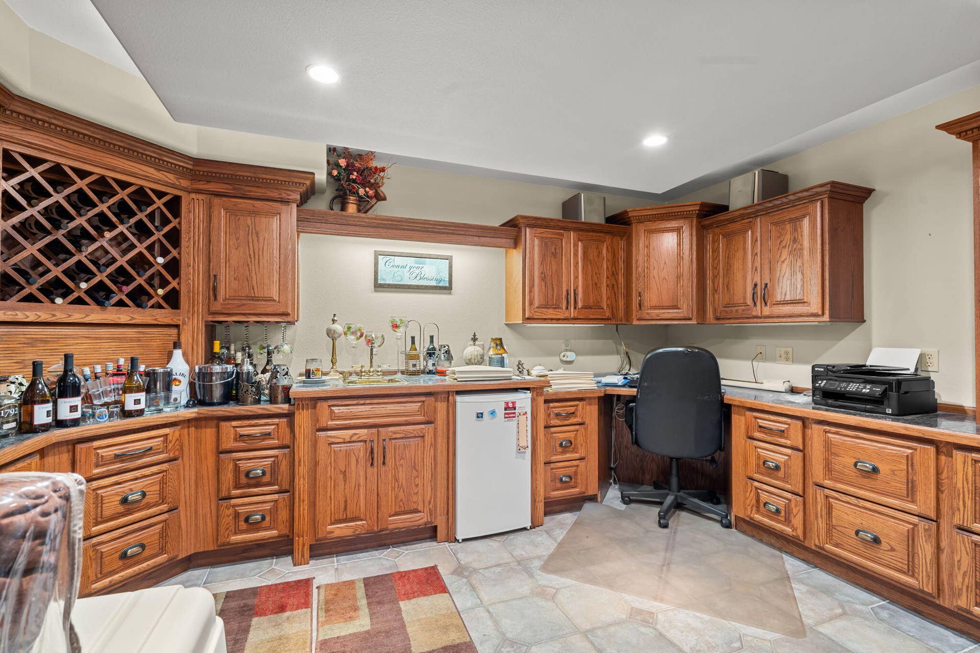 133-Point-Seven-Rd-15-Wet-Bar-Lower-Wine