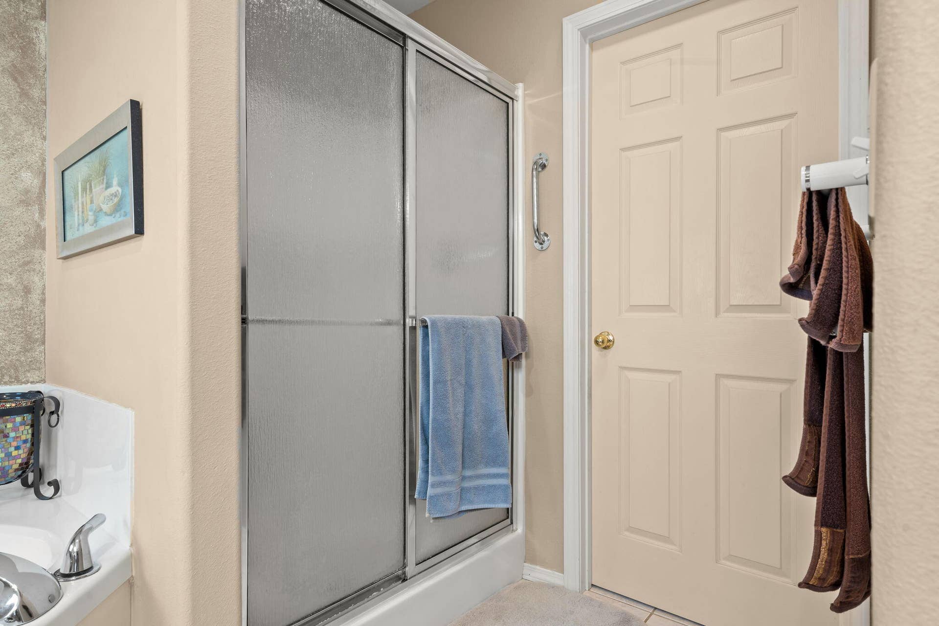 133-Point-Seven-Rd-15-Walk-in-Shower