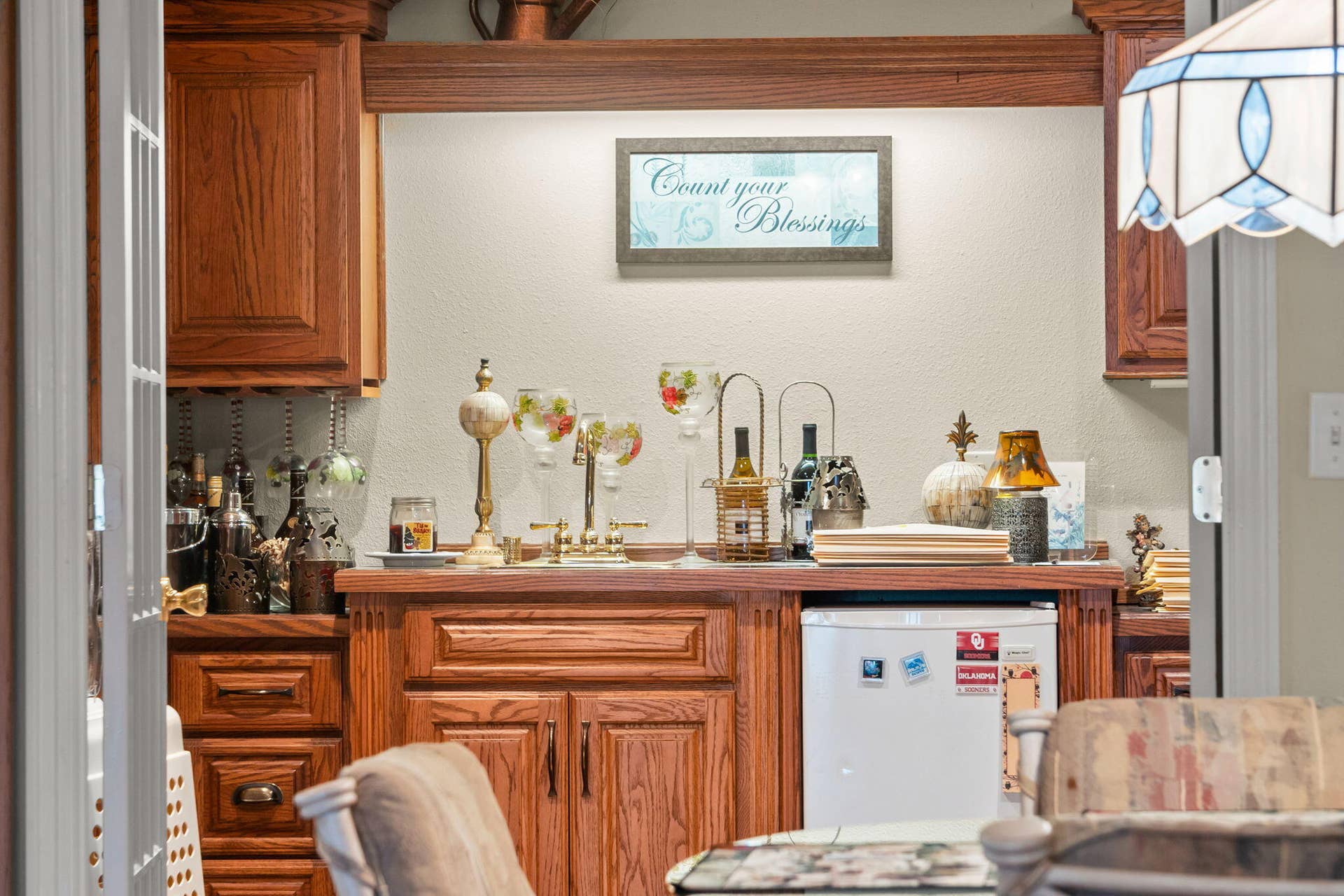 133-Point-Seven-Rd-15-Lower-Wet-Bar-Ente