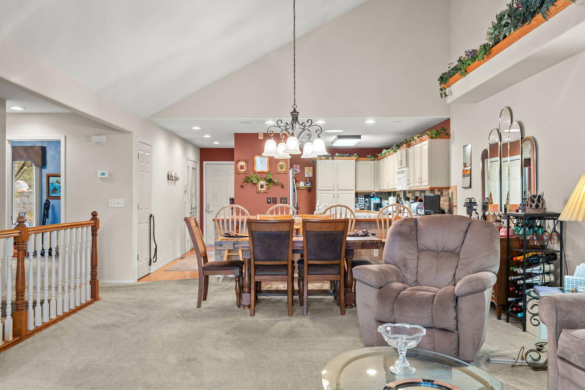 133-Point-Seven-Rd-15-Dining-Space-Kitch