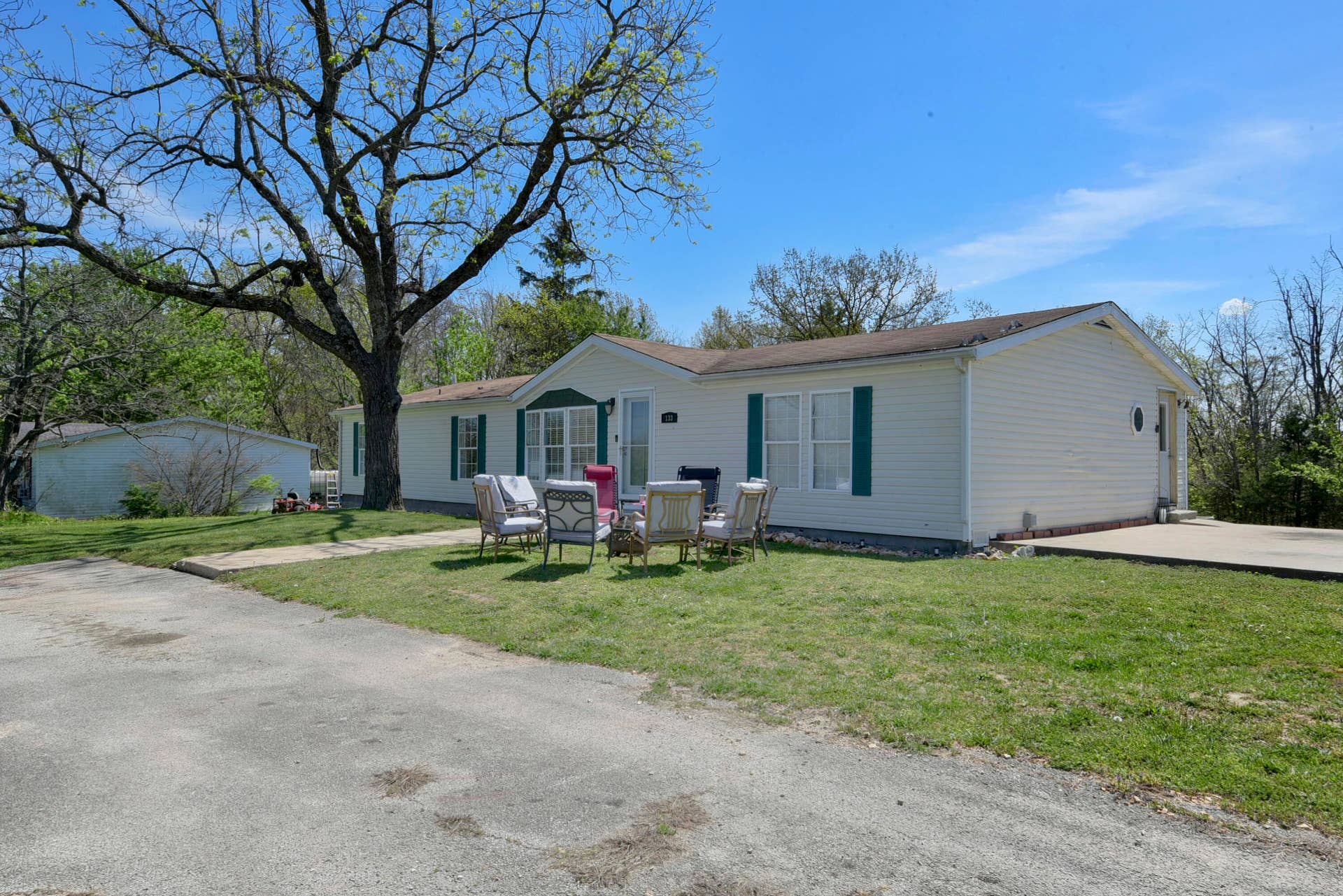 133 Sunny Lane
