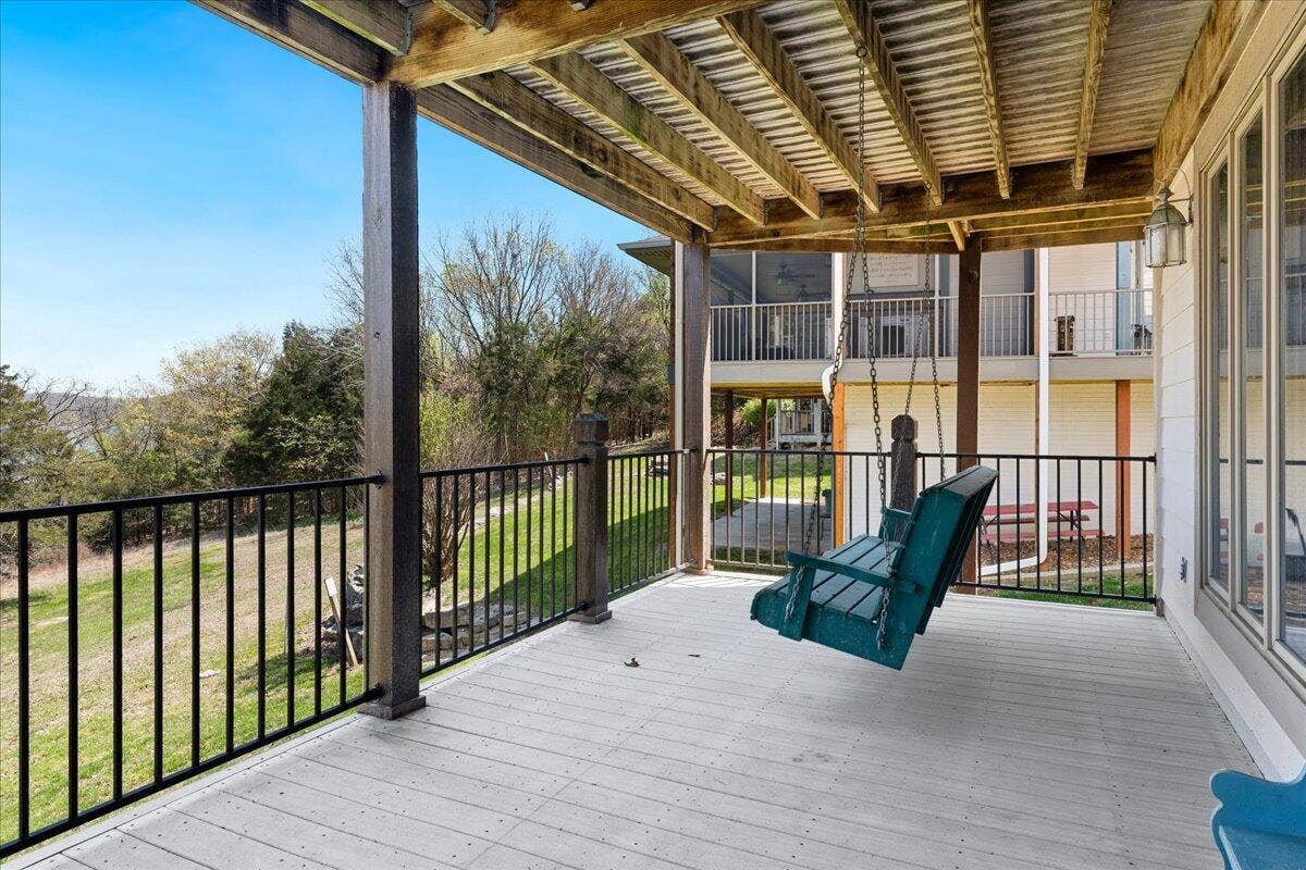 500 Navajo Trail, Kimberling City, MO 65686 61-61