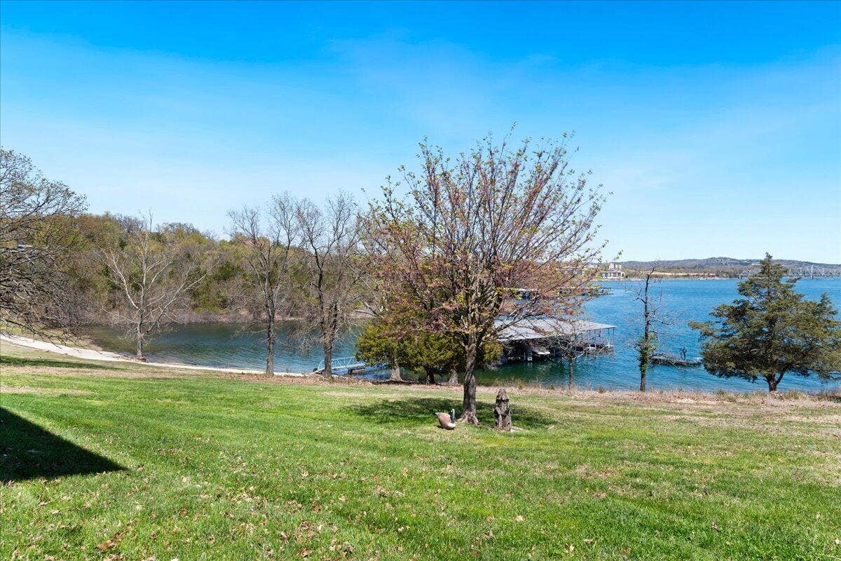 500 Navajo Trail, Kimberling City, MO 65686 67-67
