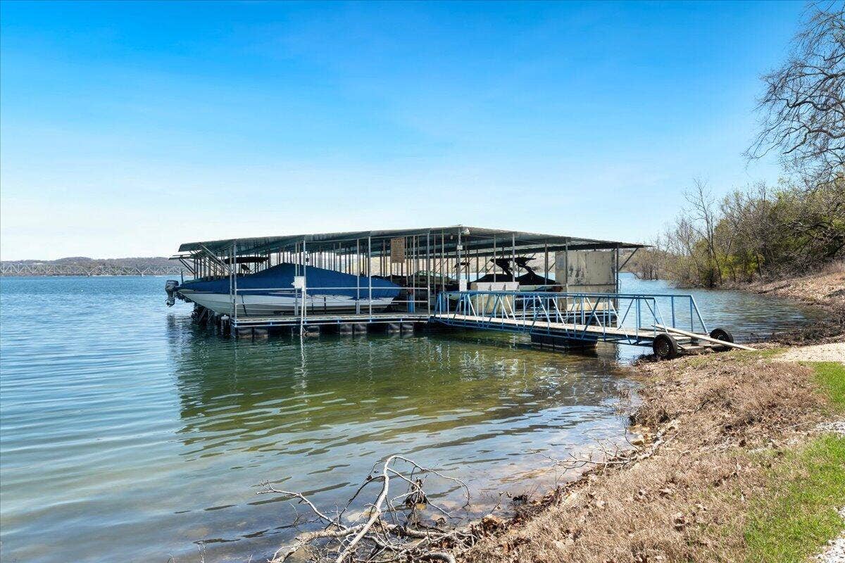 500 Navajo Trail, Kimberling City, MO 65686 72-72