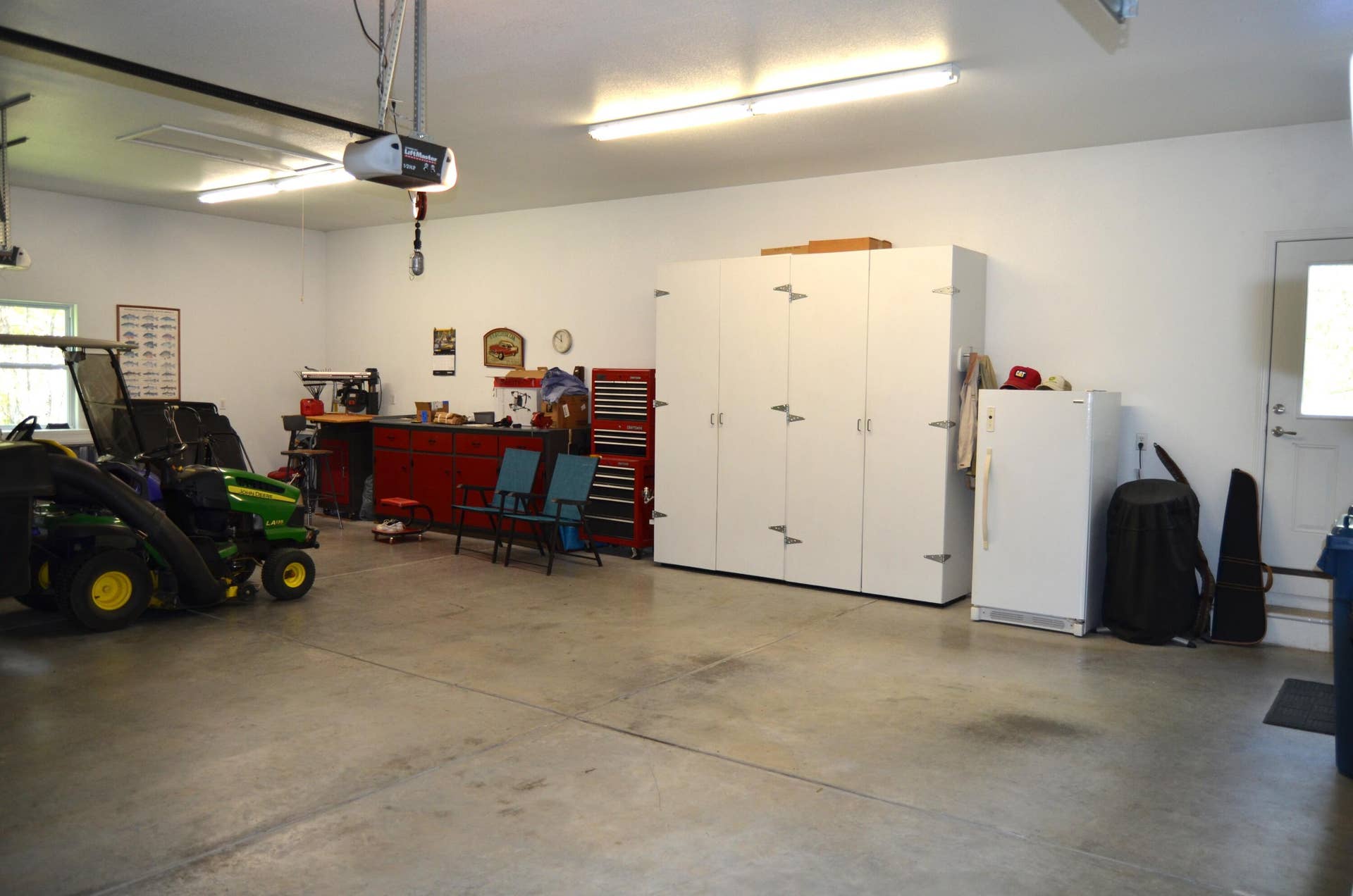 3 Car Garage
