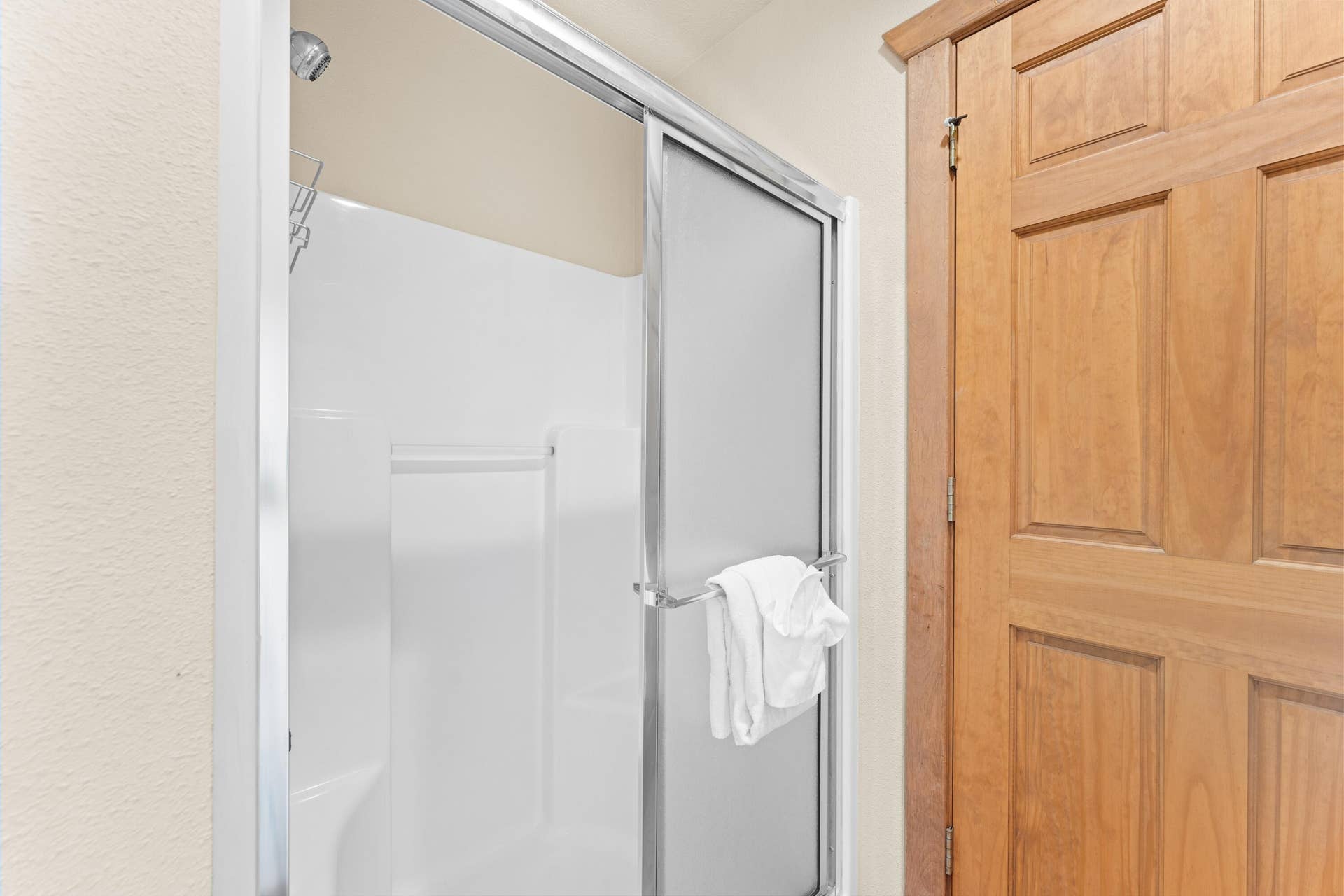 558 Baldknobber Drive, #49, Branson West, MO 65737 master bath 2