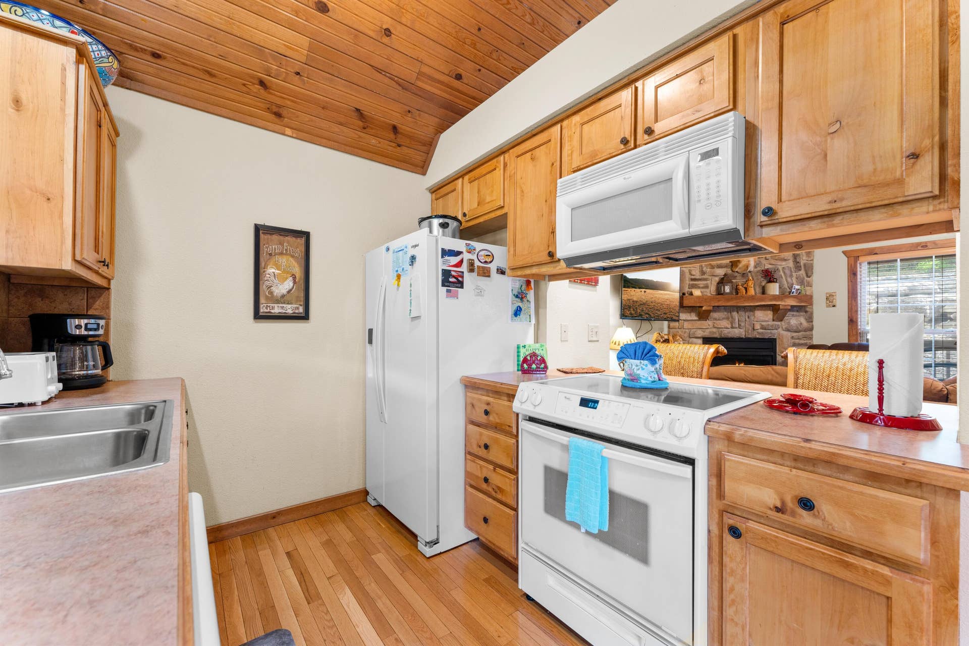 558 Baldknobber Drive, #49, Branson West, MO 65737 kitchen 2