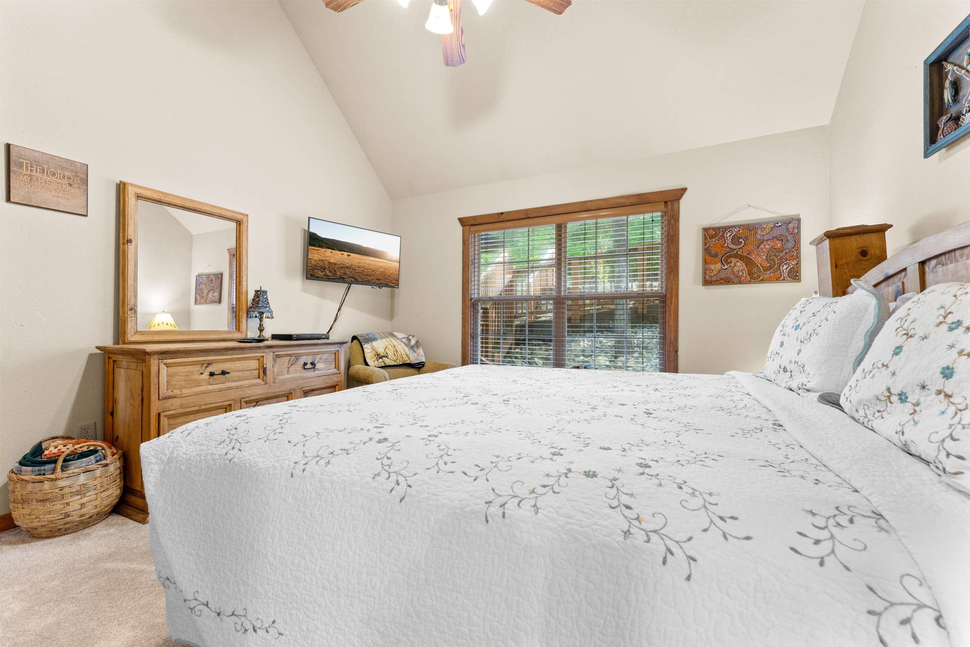 558 Baldknobber Drive, #49, Branson West, MO 65737 Master bed