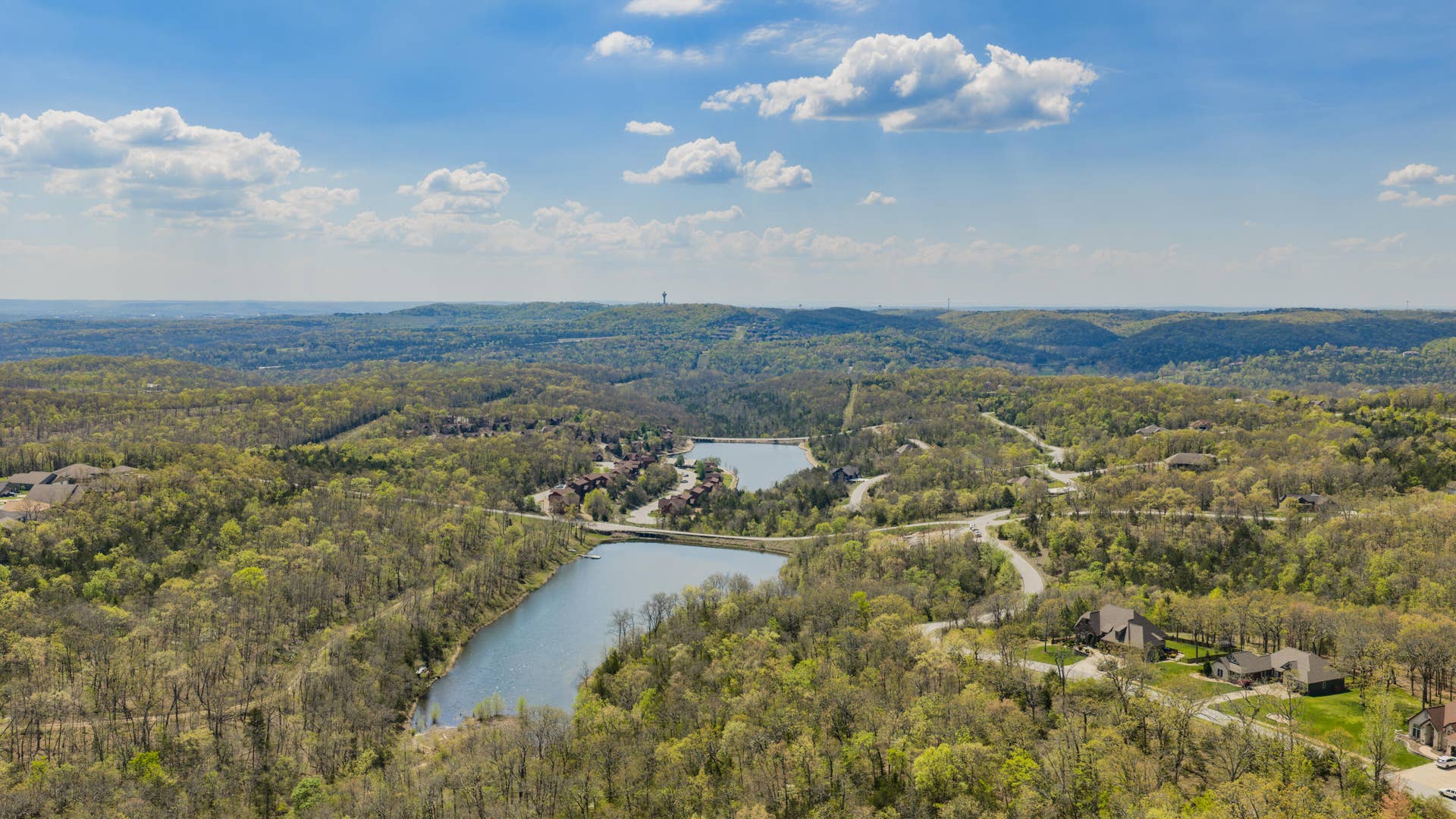 226 Chalcedony Court, Branson West, MO 65737 View 1