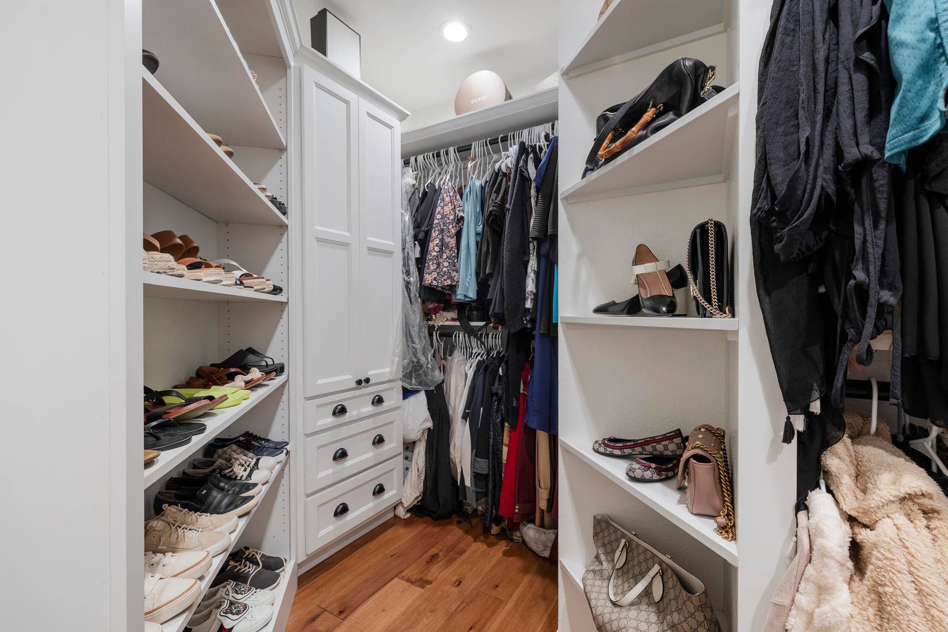226 Chalcedony Court, Branson West, MO 65737 Master closet a