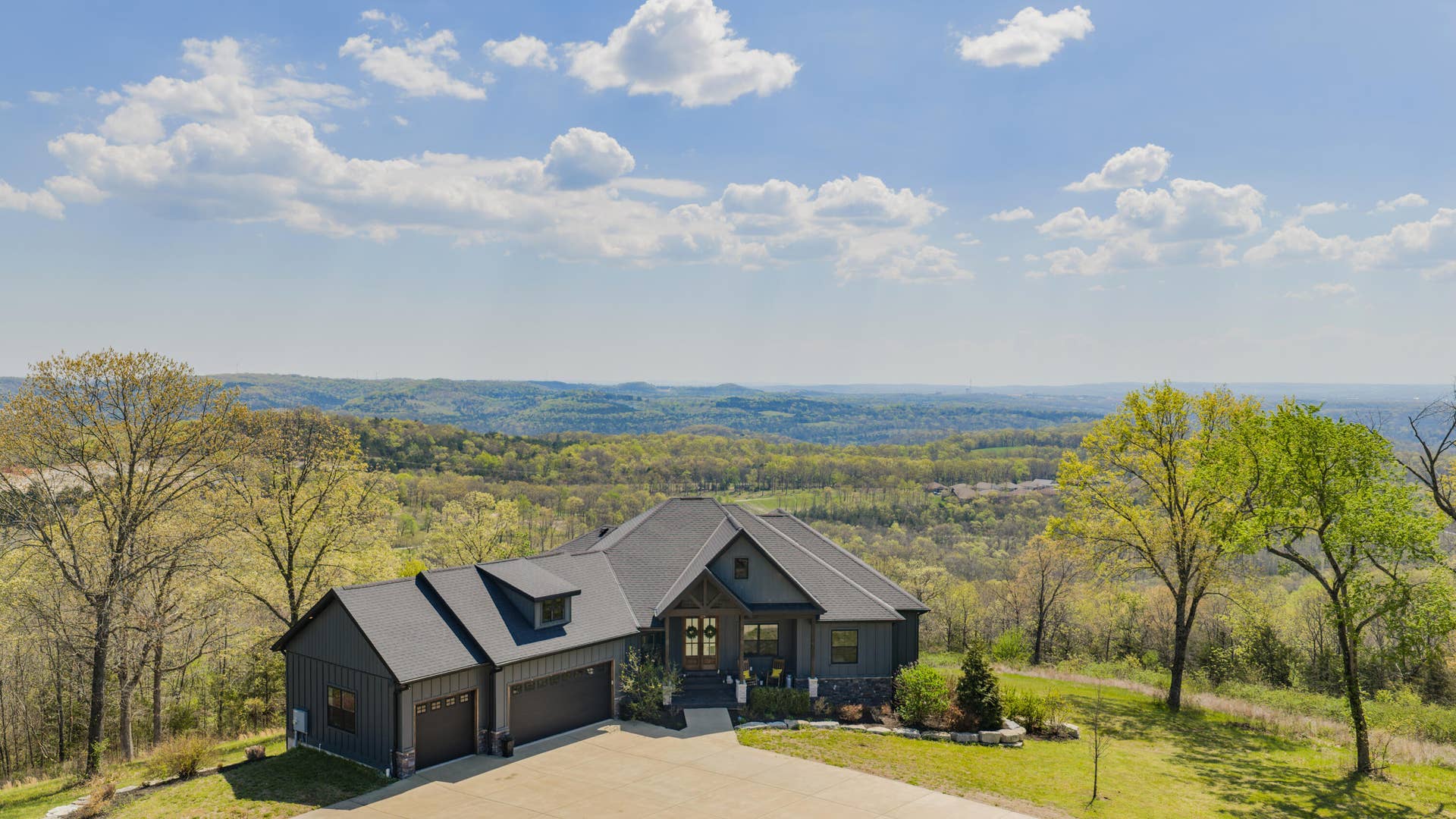 226 Chalcedony Court, Branson West, MO 65737 Air Home 3