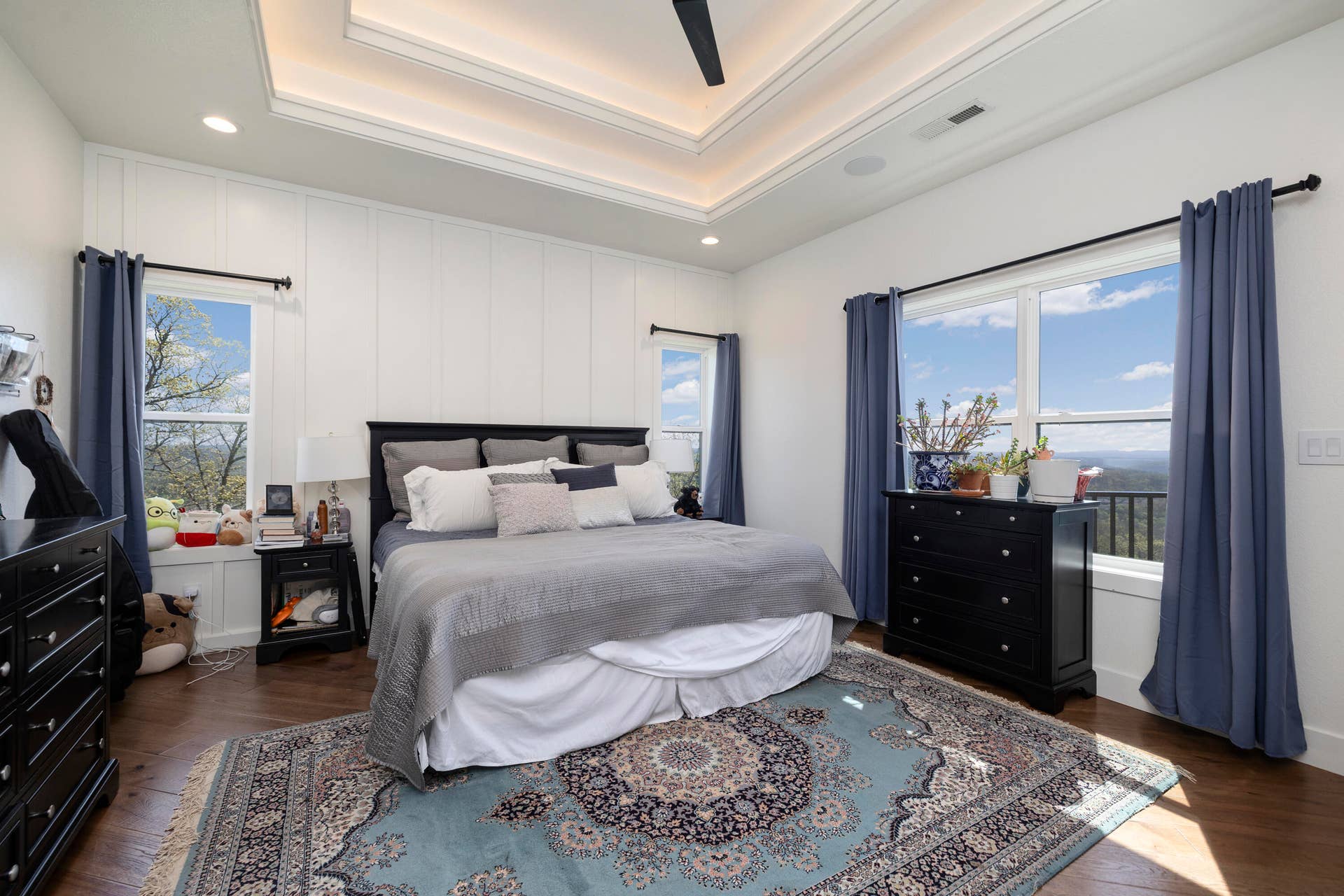 226 Chalcedony Court, Branson West, MO 65737 Master bedroom