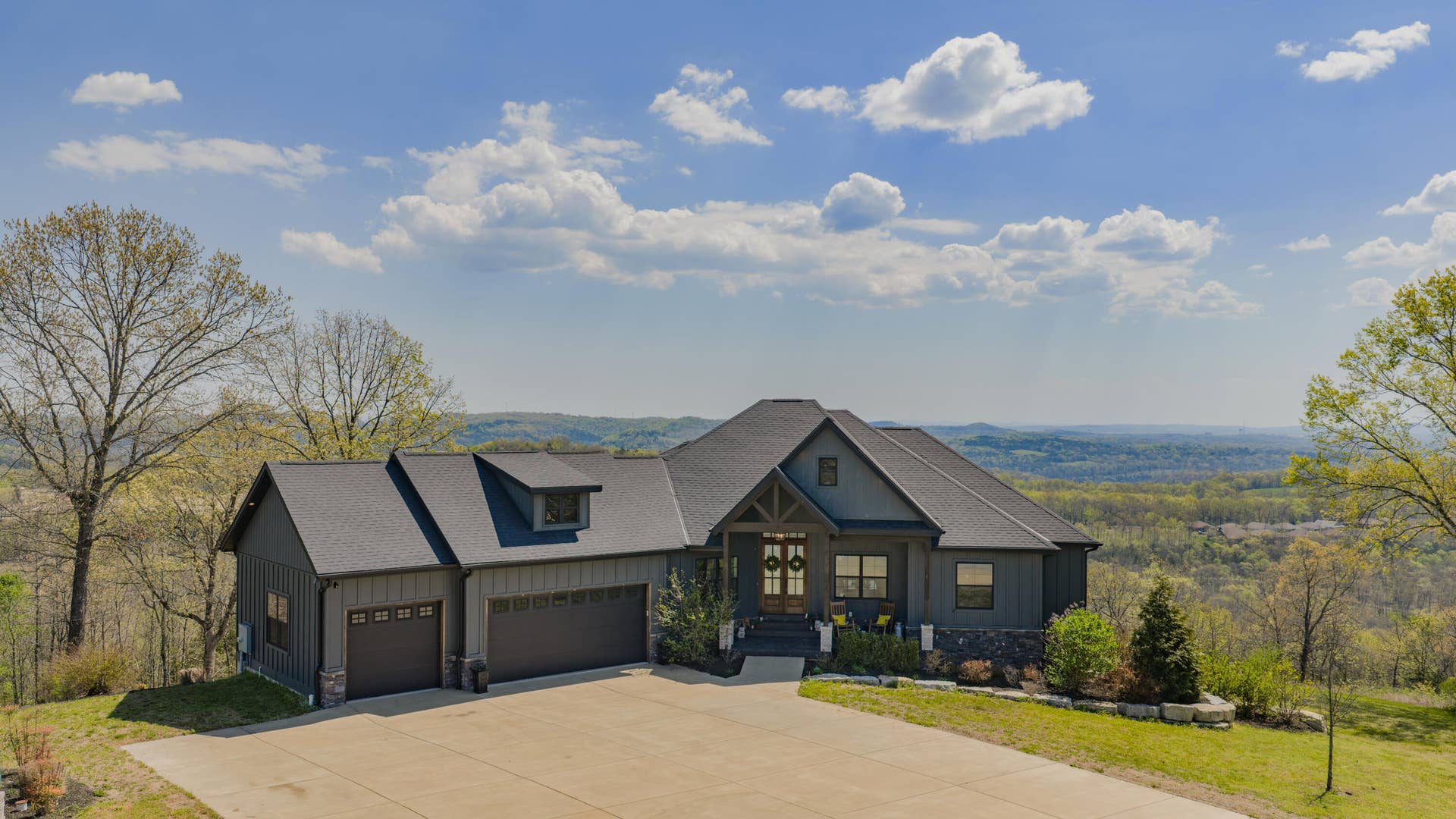226 Chalcedony Court, Branson West, MO 65737 Air Home 1