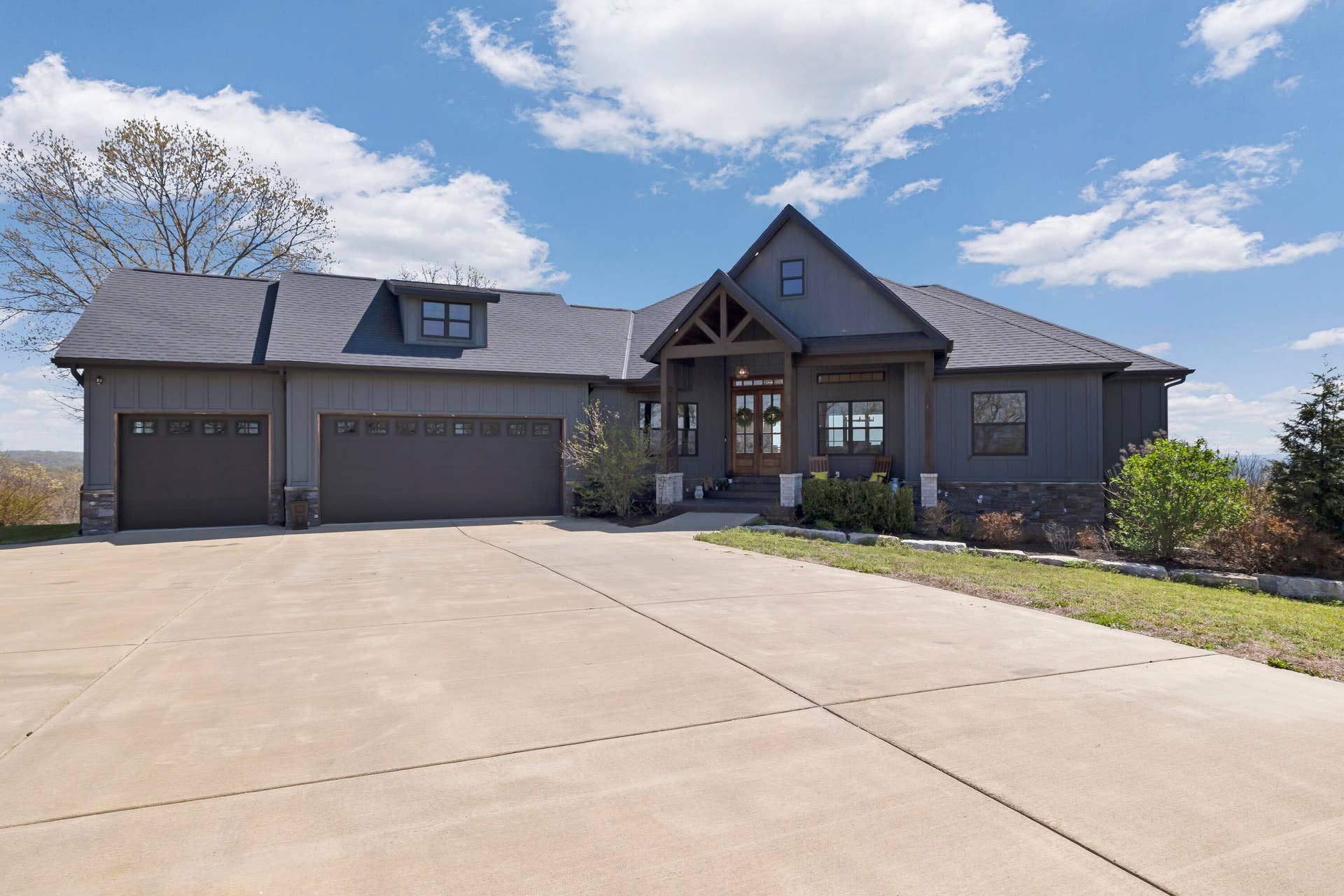 226 Chalcedony Court, Branson West, MO 65737 Home 1