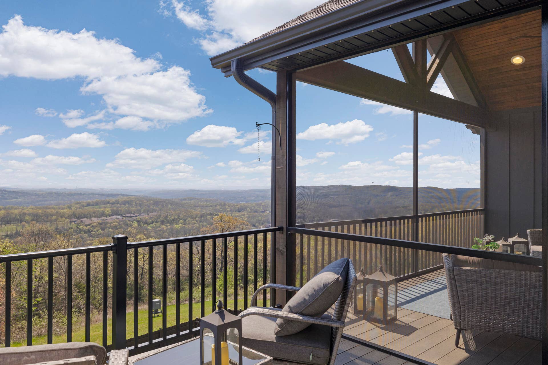 226 Chalcedony Court, Branson West, MO 65737 Porch view 1