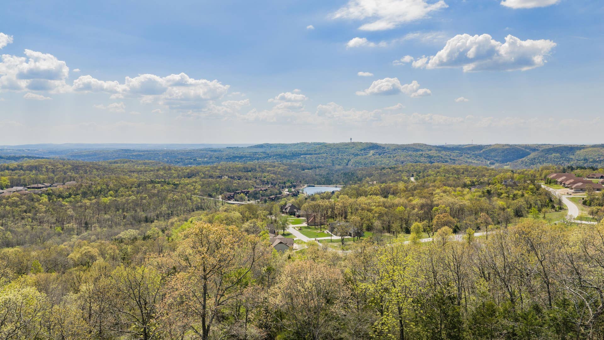 226 Chalcedony Court, Branson West, MO 65737 View