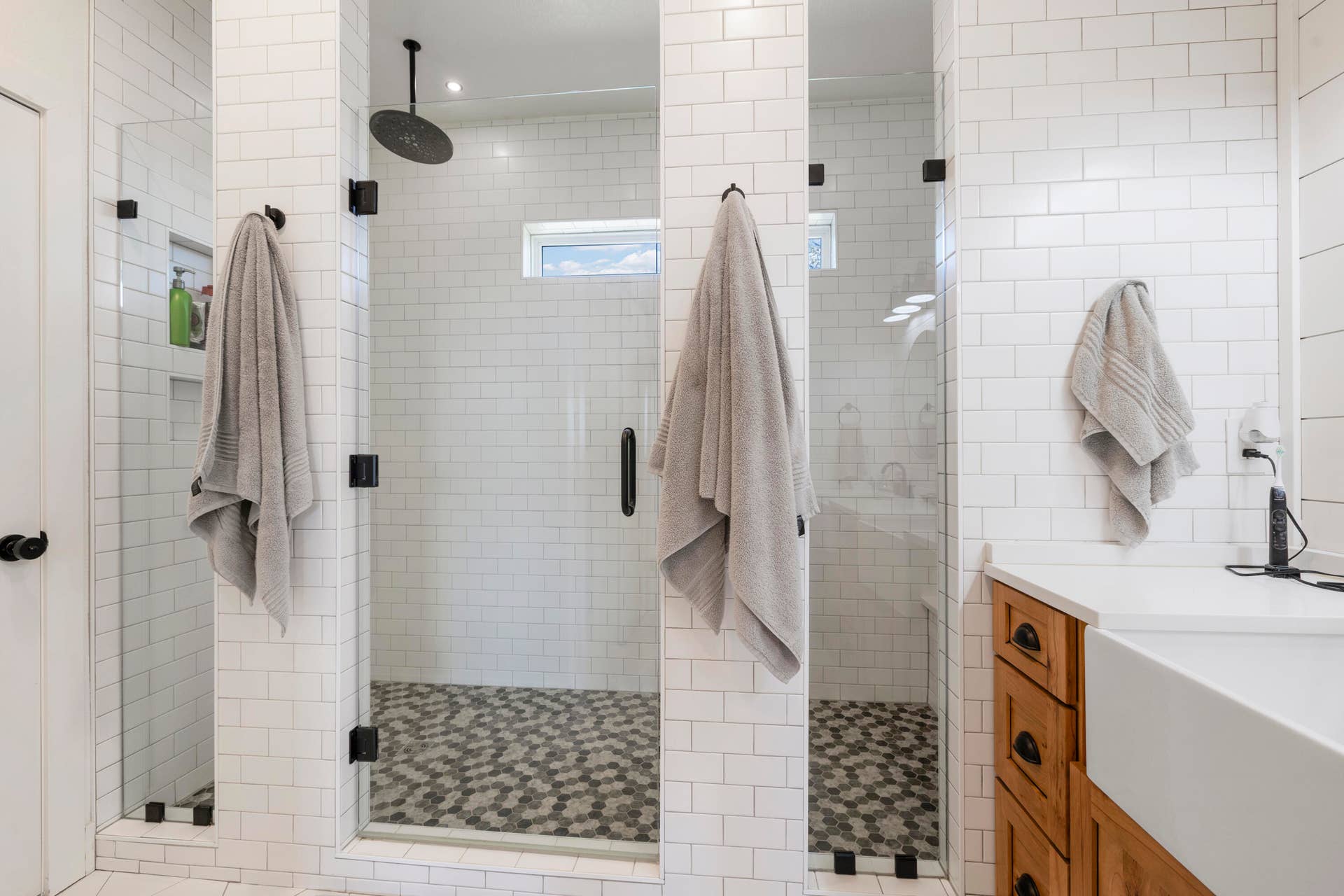 226 Chalcedony Court, Branson West, MO 65737 Master Bath a