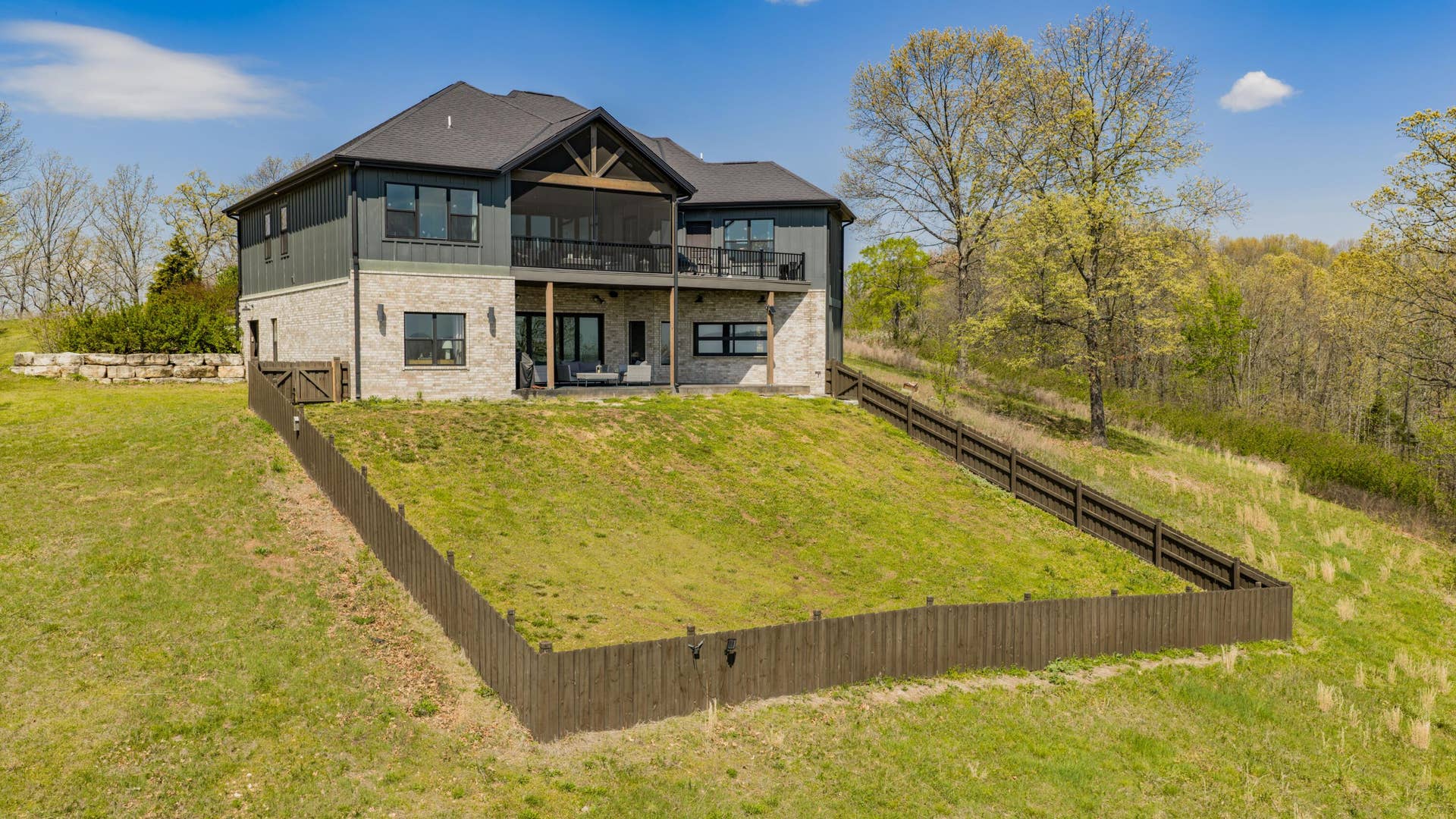 226 Chalcedony Court, Branson West, MO 65737 Back of home 2