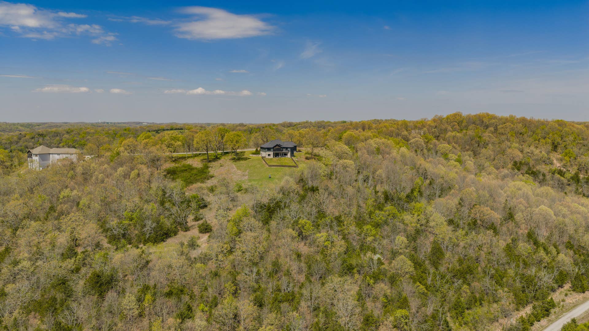 226 Chalcedony Court, Branson West, MO 65737 View 2